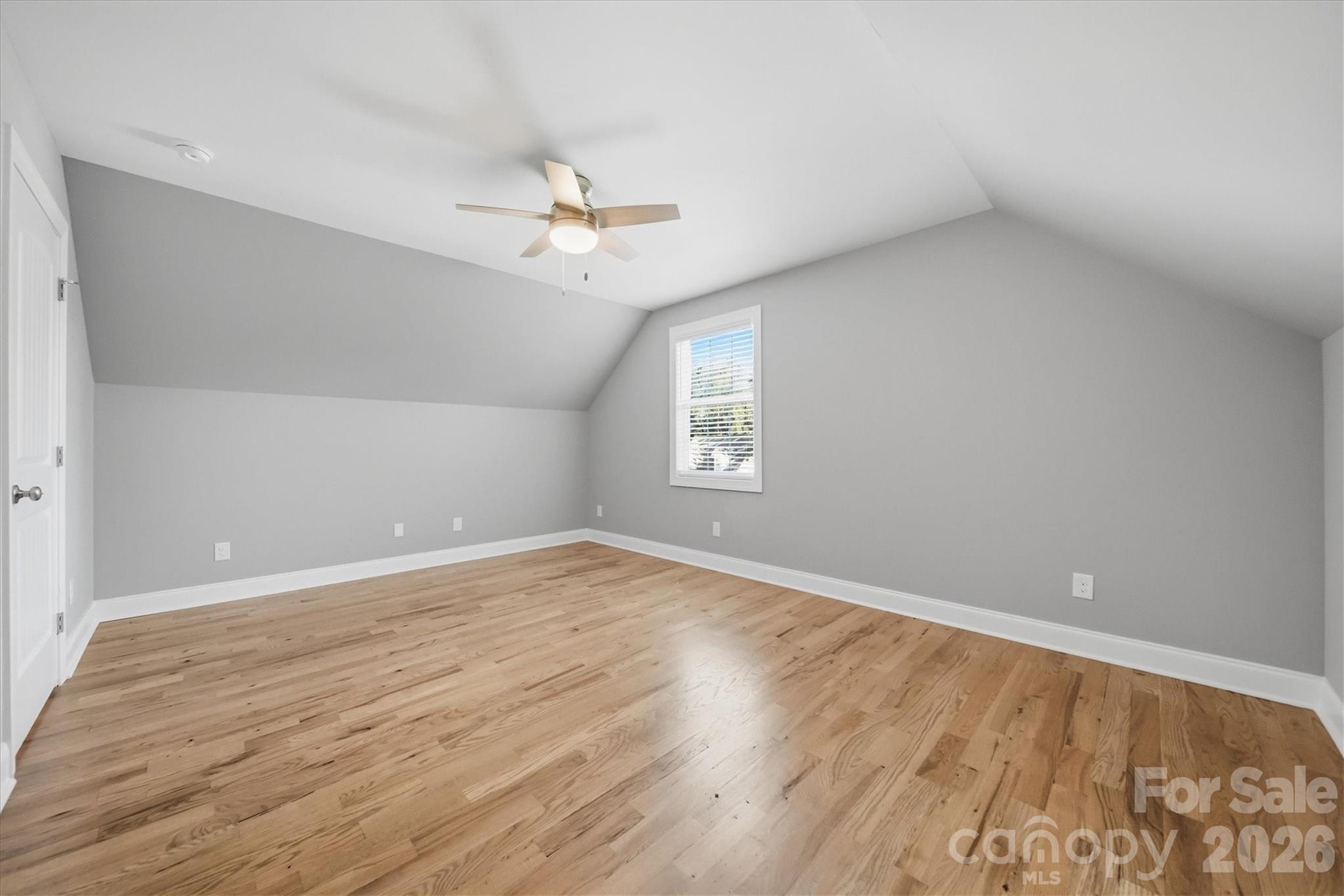 135 Maplewood Court — Hudson