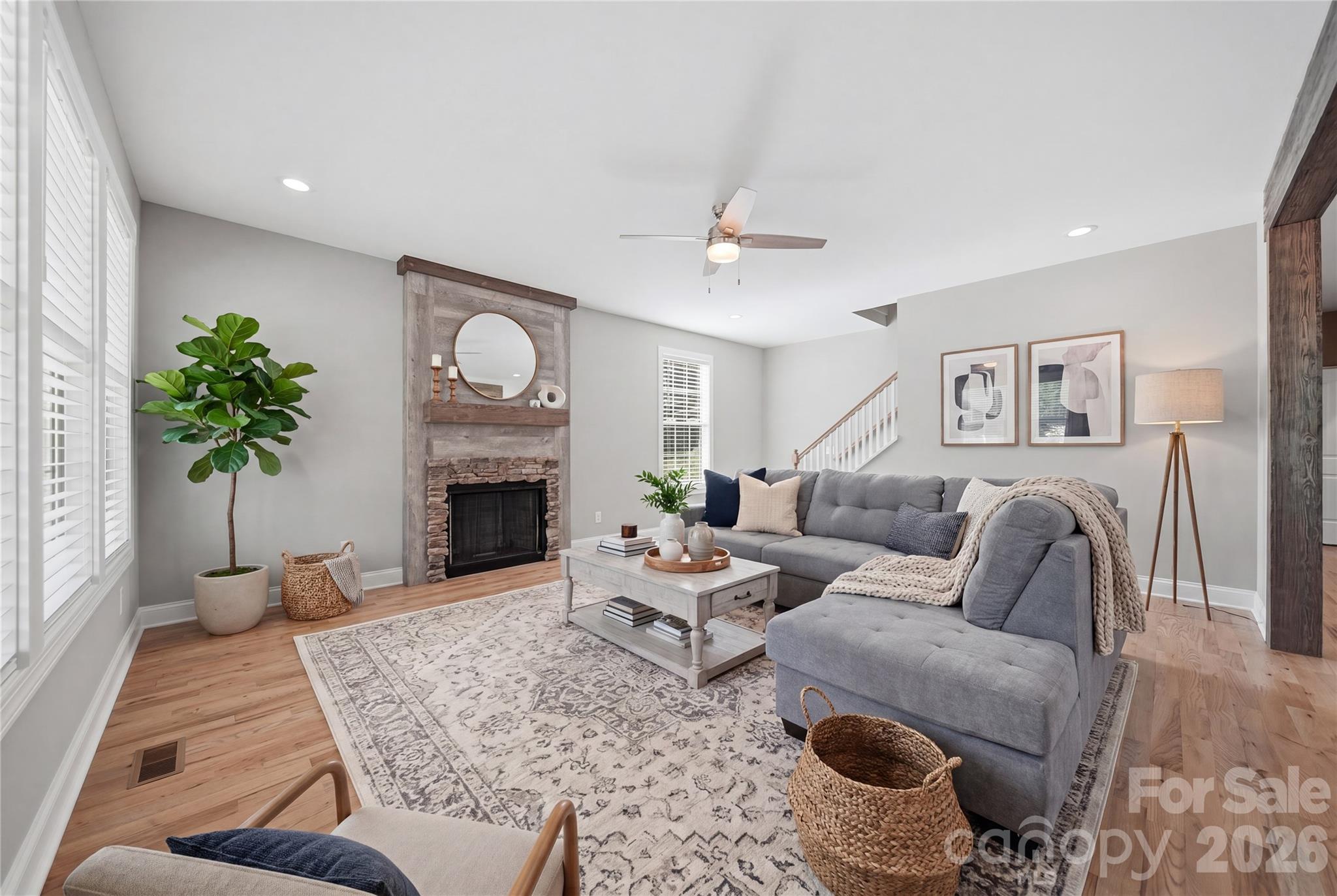 135 Maplewood Court — Hudson