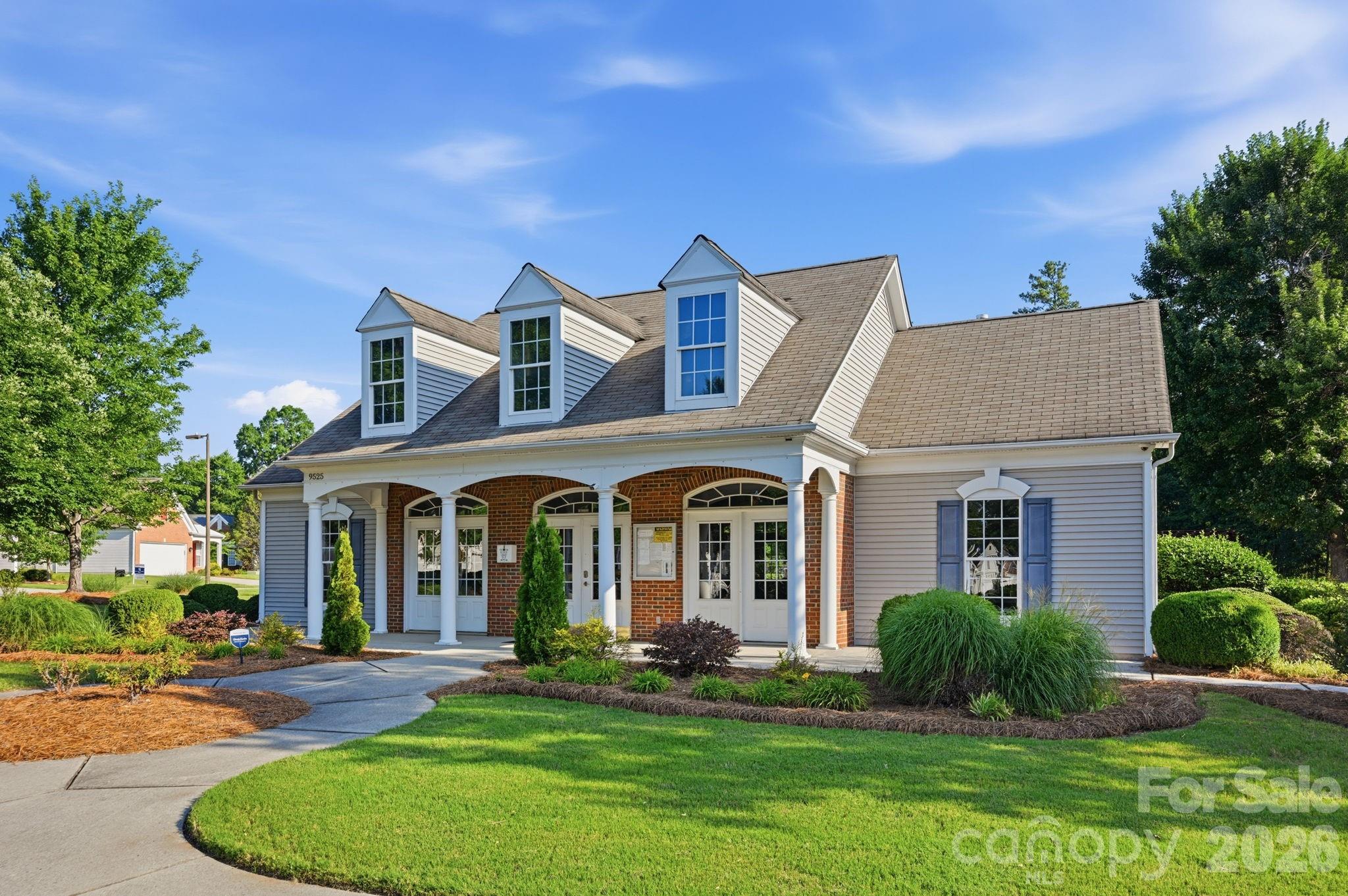 9420 Kestral Ridge Drive — Charlotte