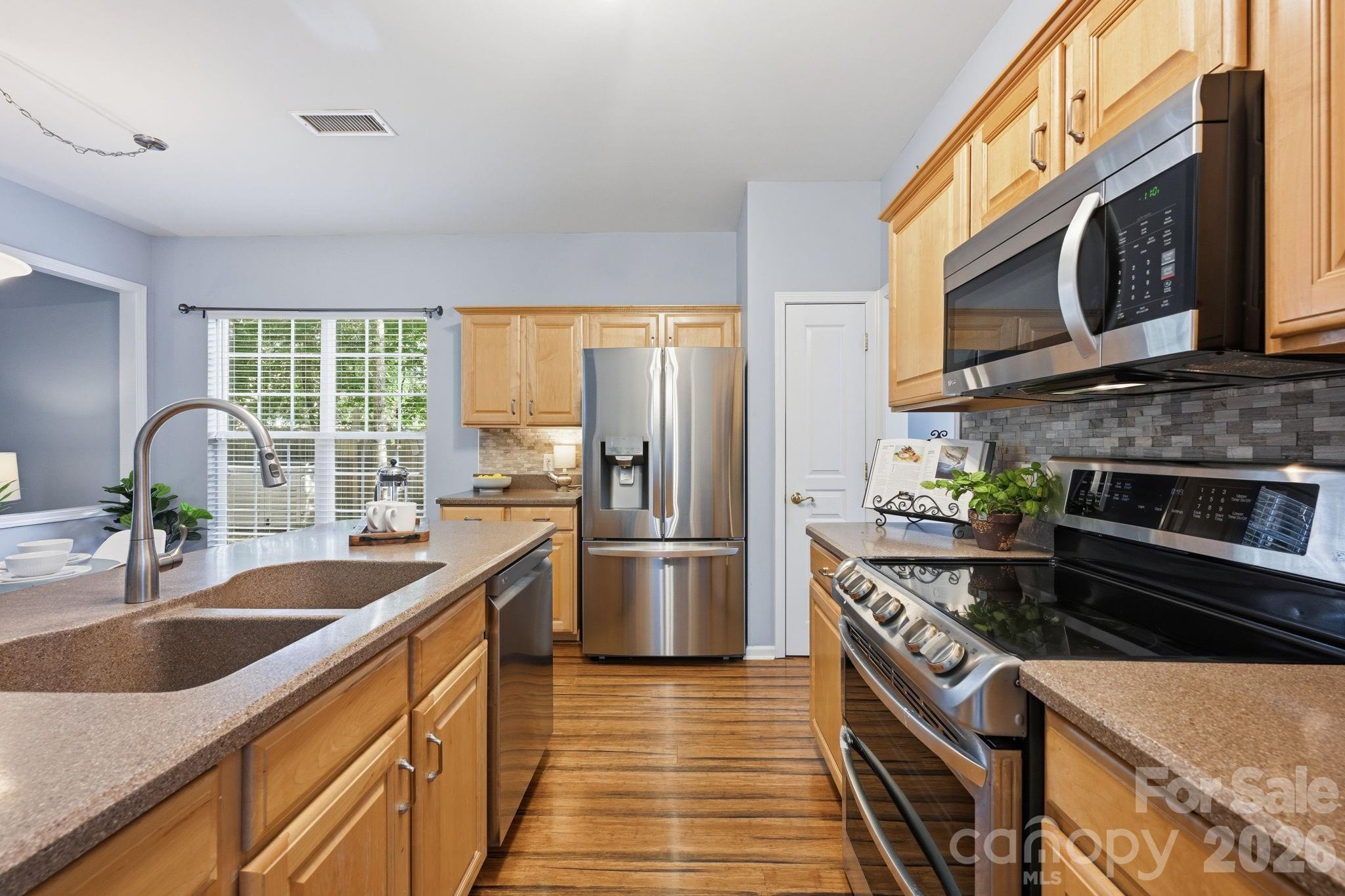 9420 Kestral Ridge Drive — Charlotte