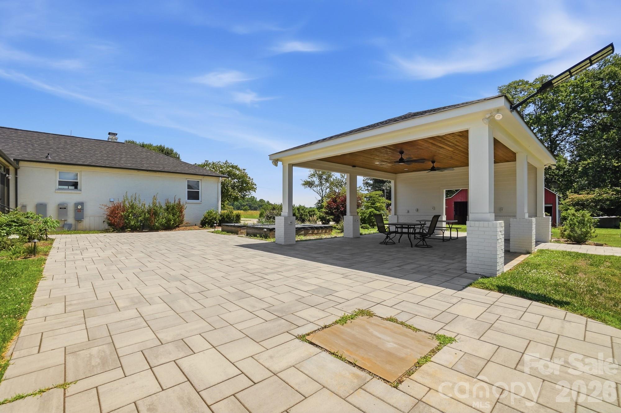 130 Watts Farm Lane — Mooresville
