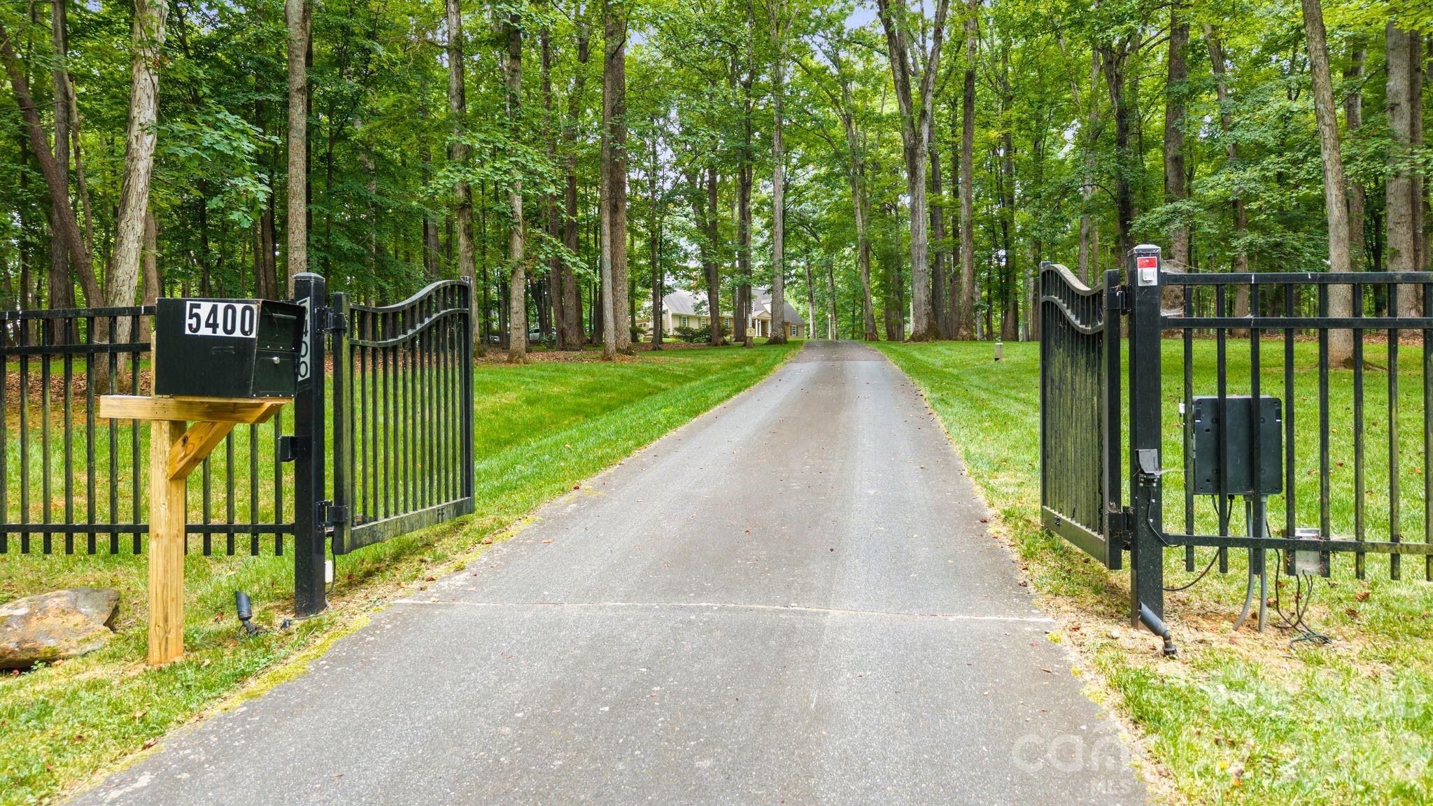 5400 Dartmoor Street #246 — Winston Salem