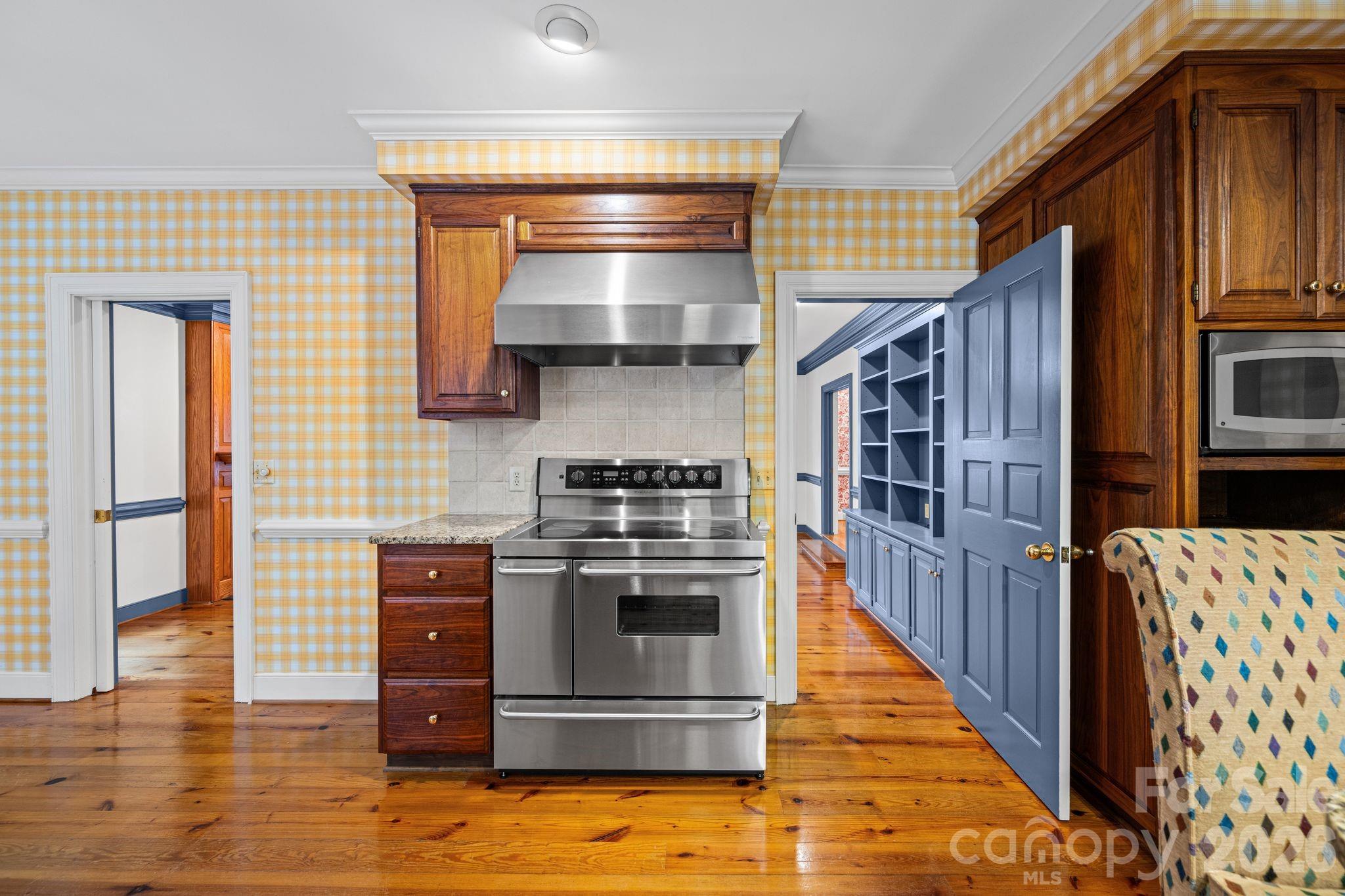 5400 Dartmoor Street #246 — Winston Salem