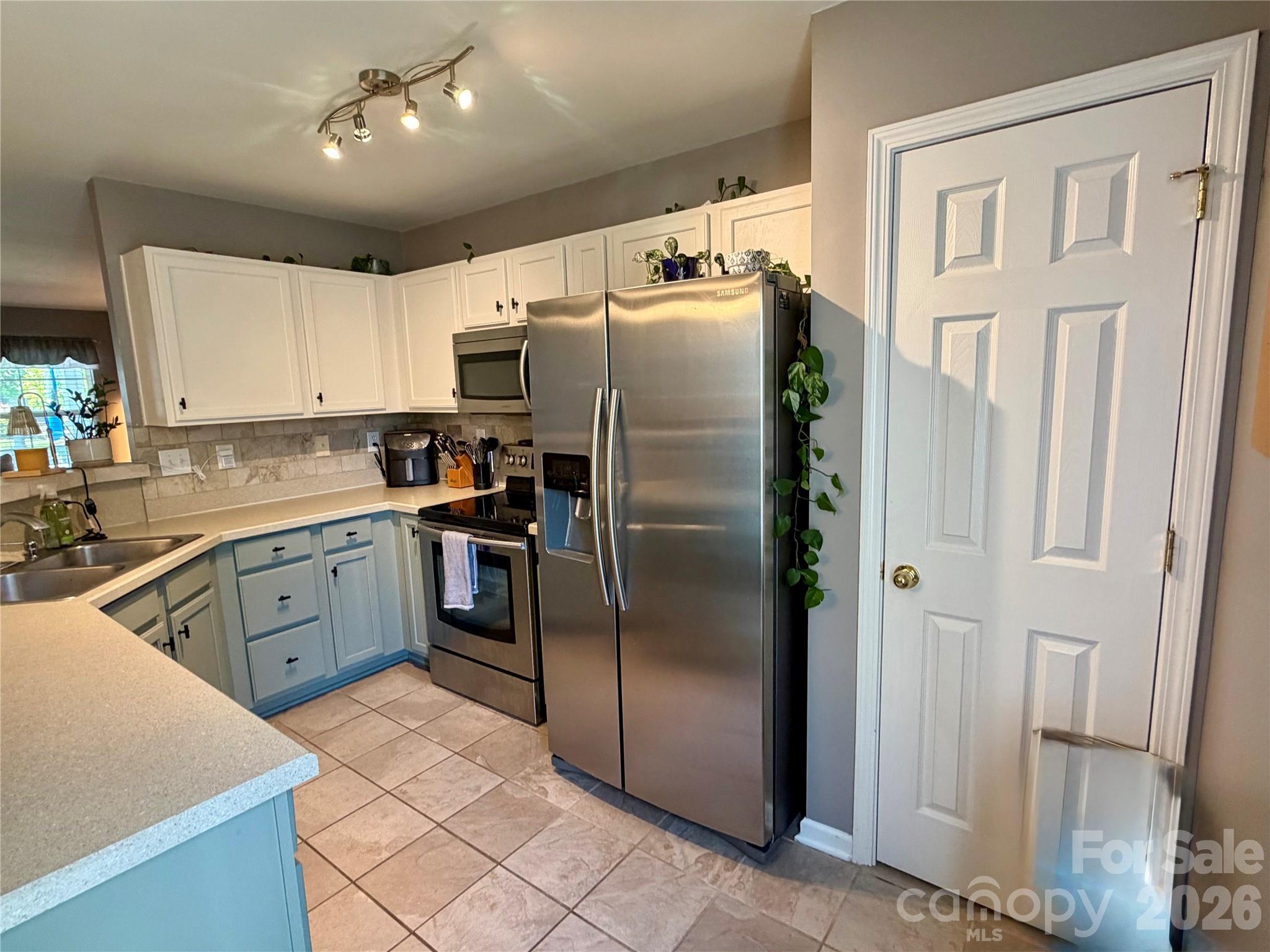 10523 Trolley Run Drive — Huntersville