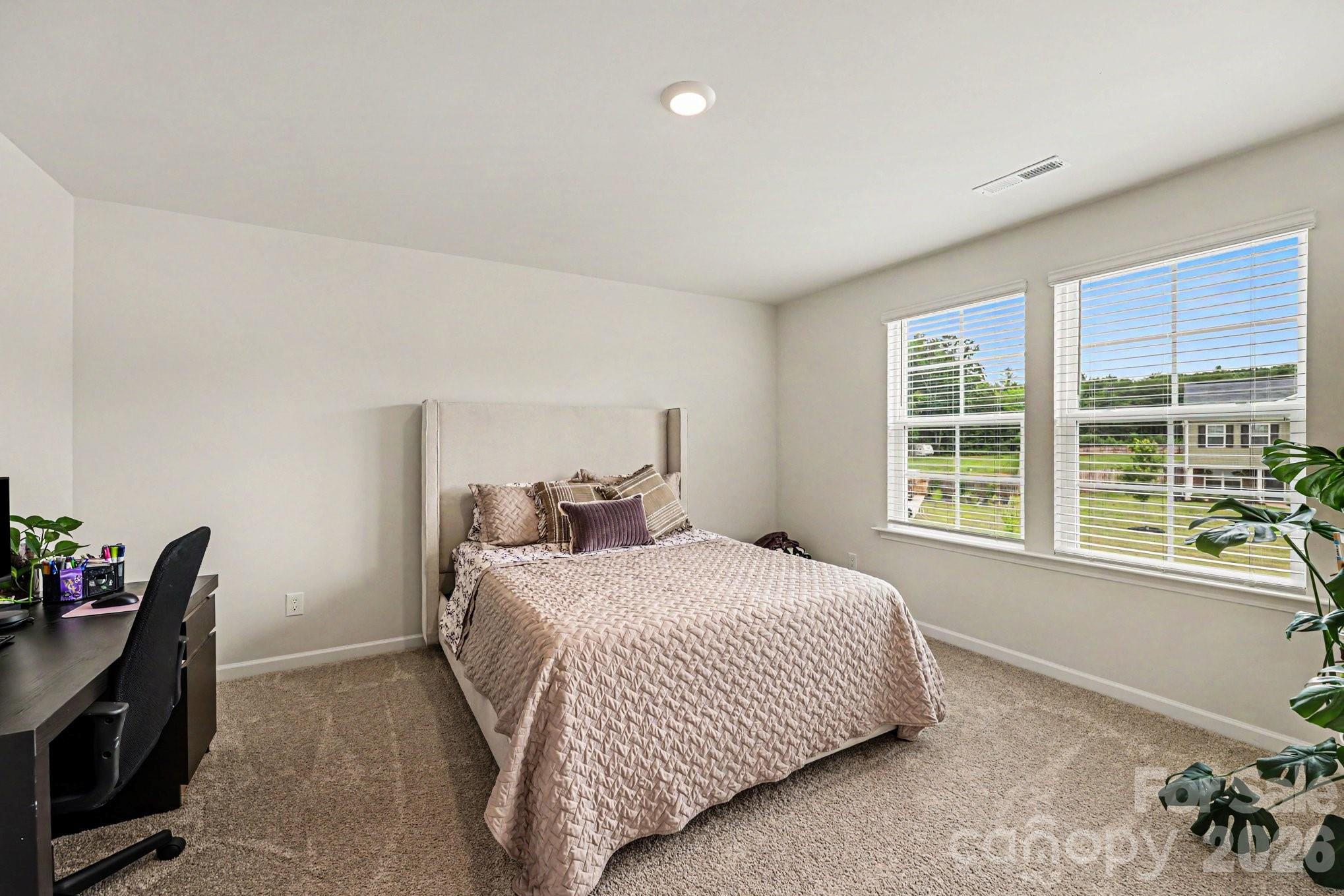 233 Culloden Drive — Mocksville