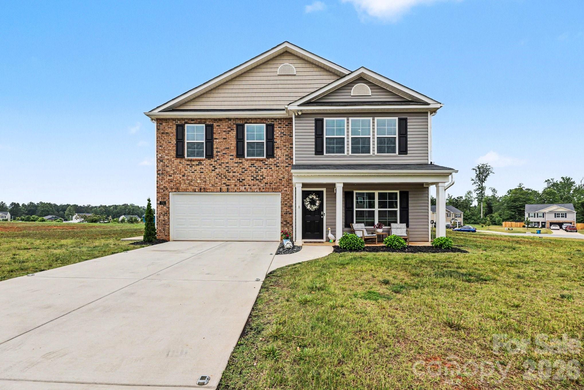 233 Culloden Drive — Mocksville