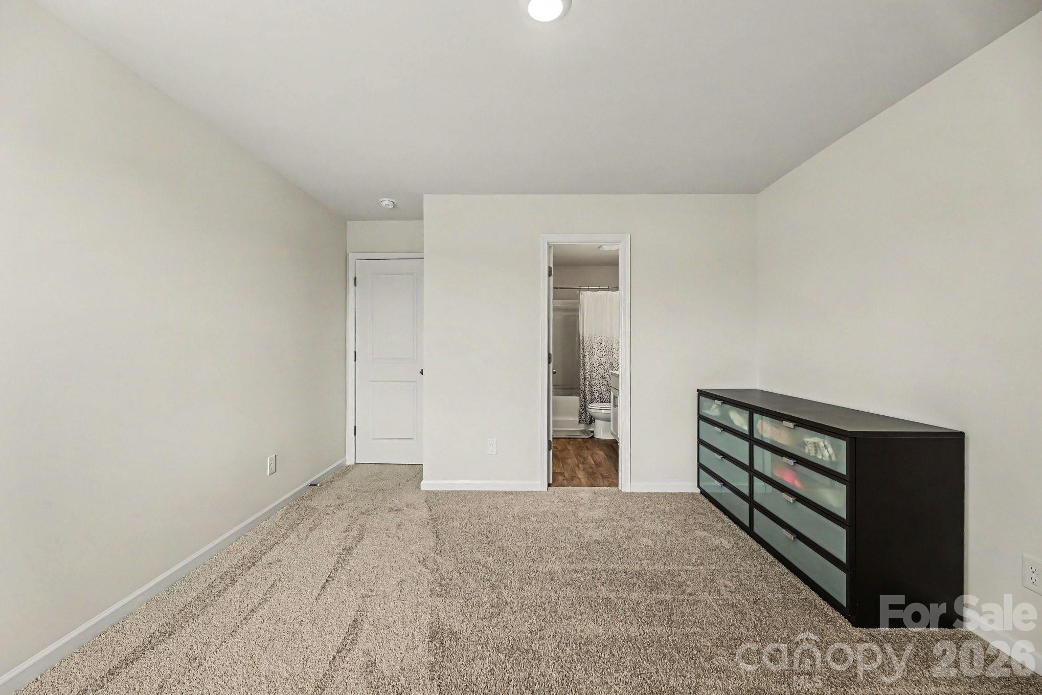 233 Culloden Drive — Mocksville