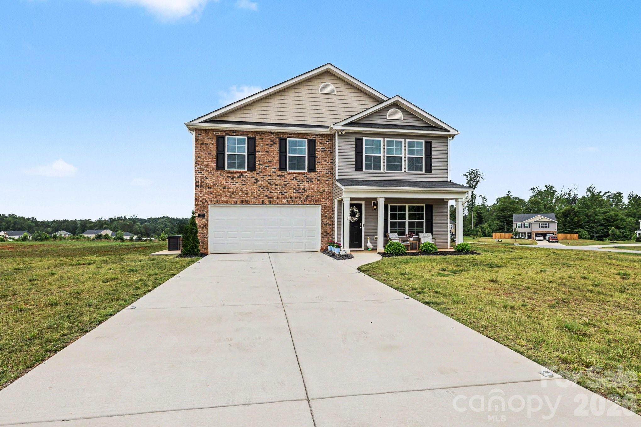 233 Culloden Drive — Mocksville