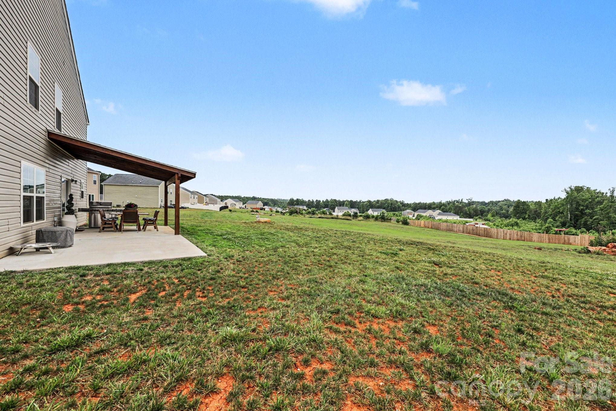 233 Culloden Drive — Mocksville