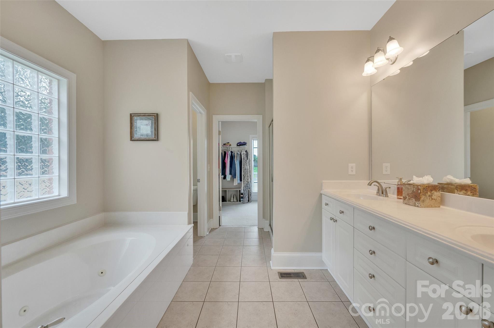 13708 Thompson Place Drive — Mint Hill