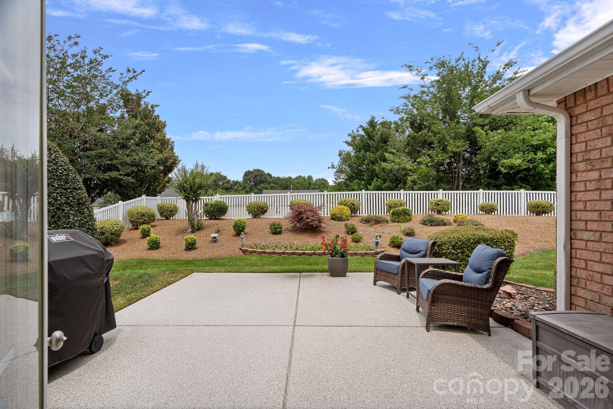 7538 April Mist Trail — Huntersville