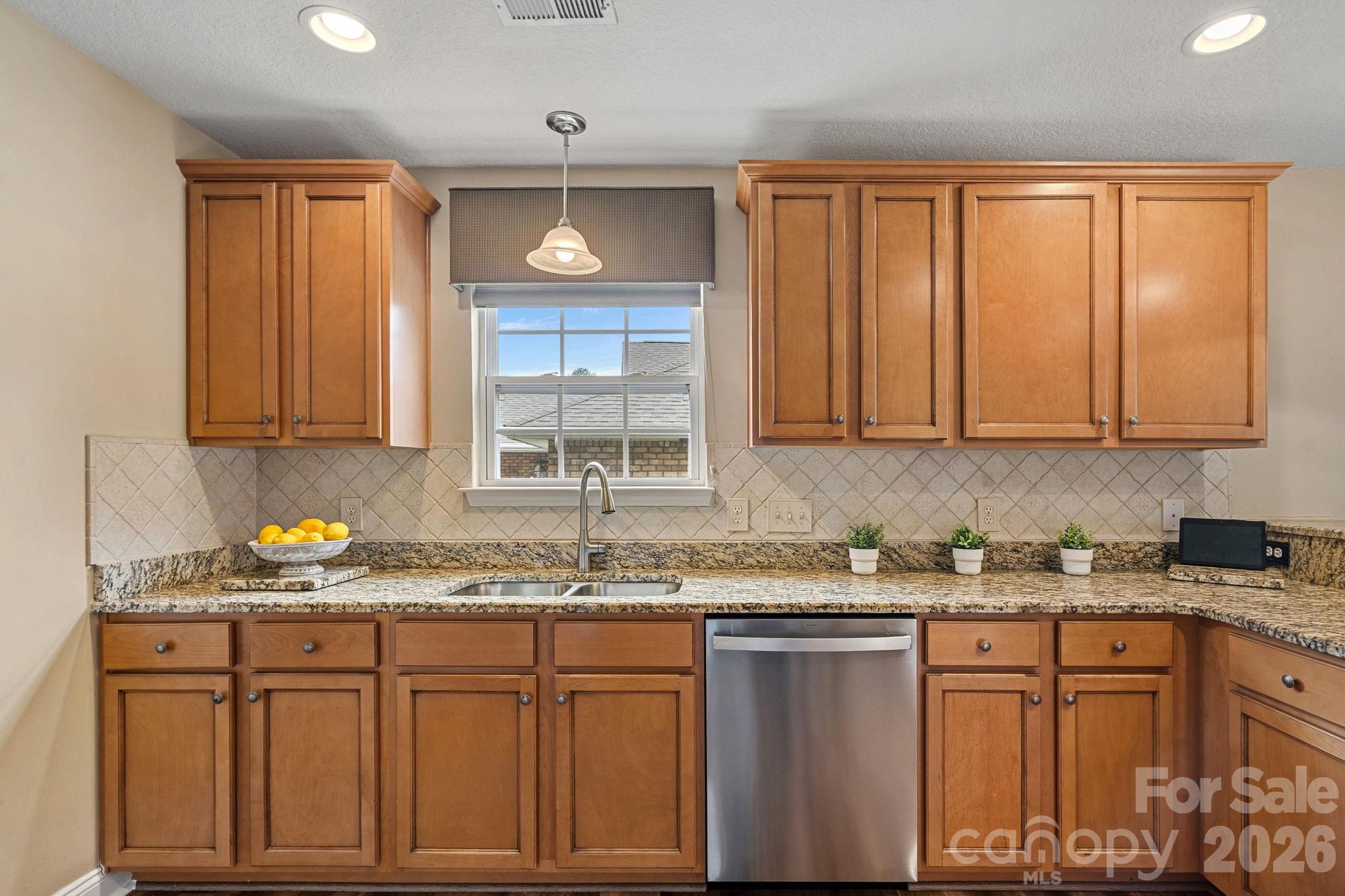 7538 April Mist Trail — Huntersville