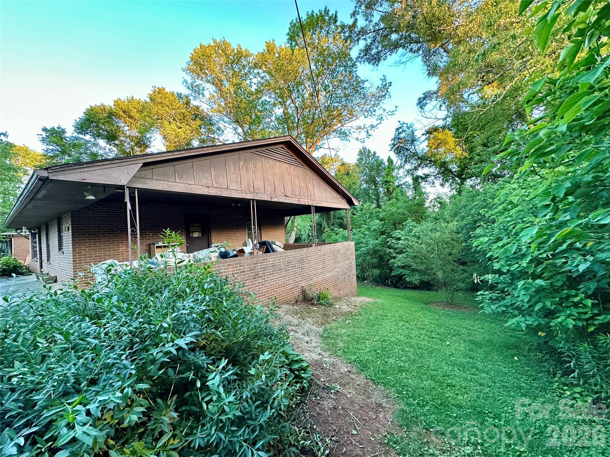 107 Conley Street — Morganton