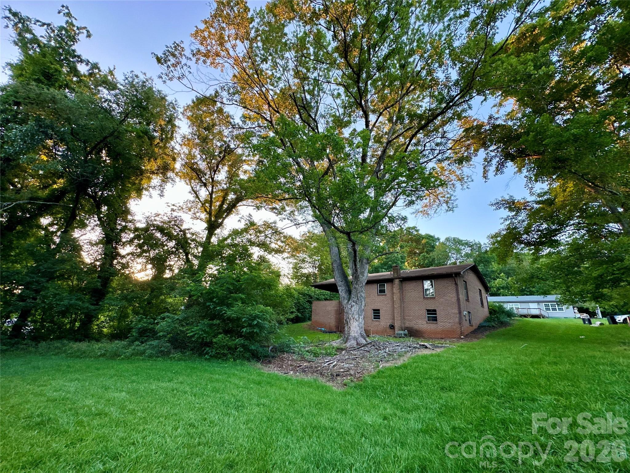 107 Conley Street — Morganton