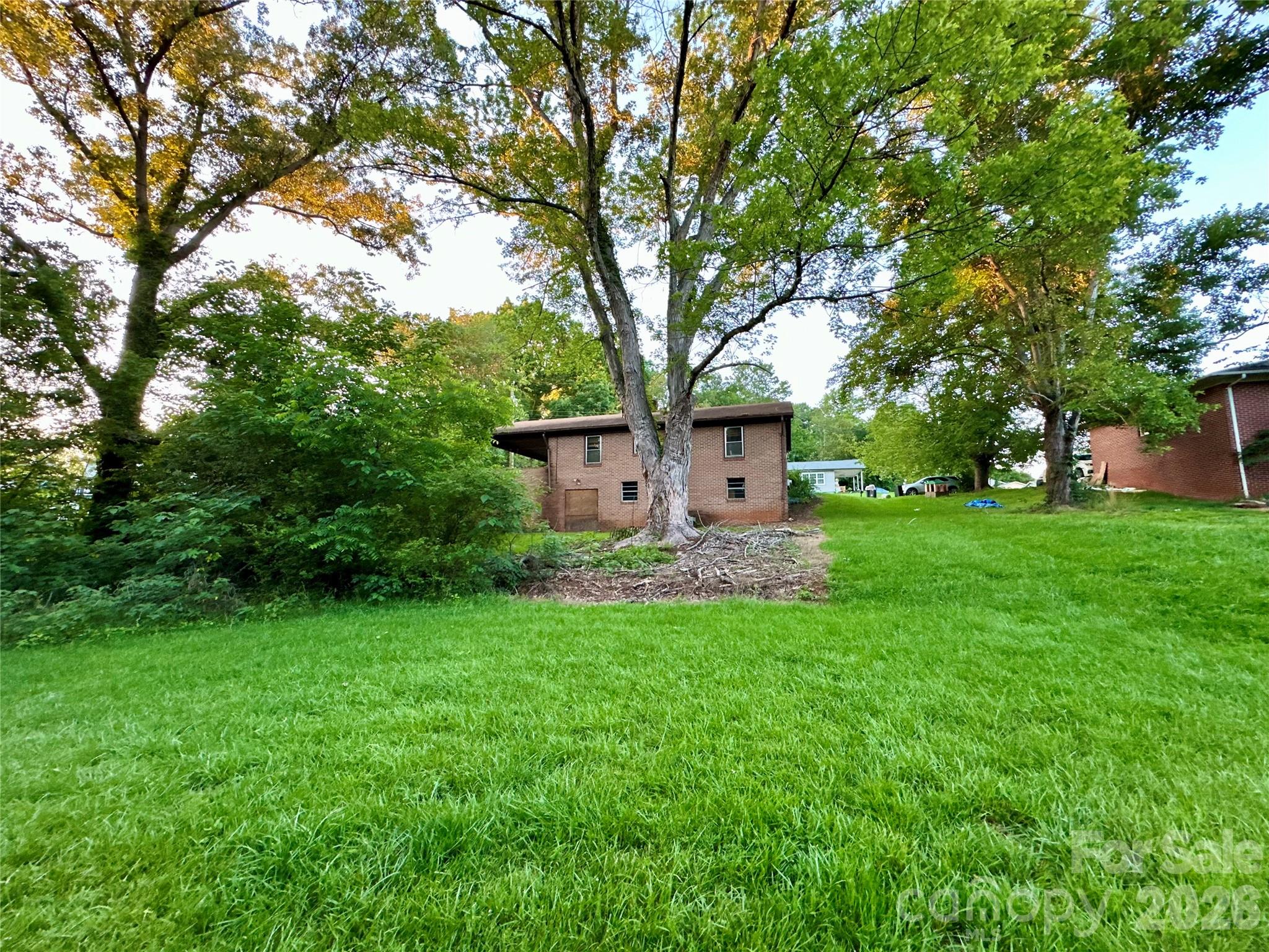 107 Conley Street — Morganton