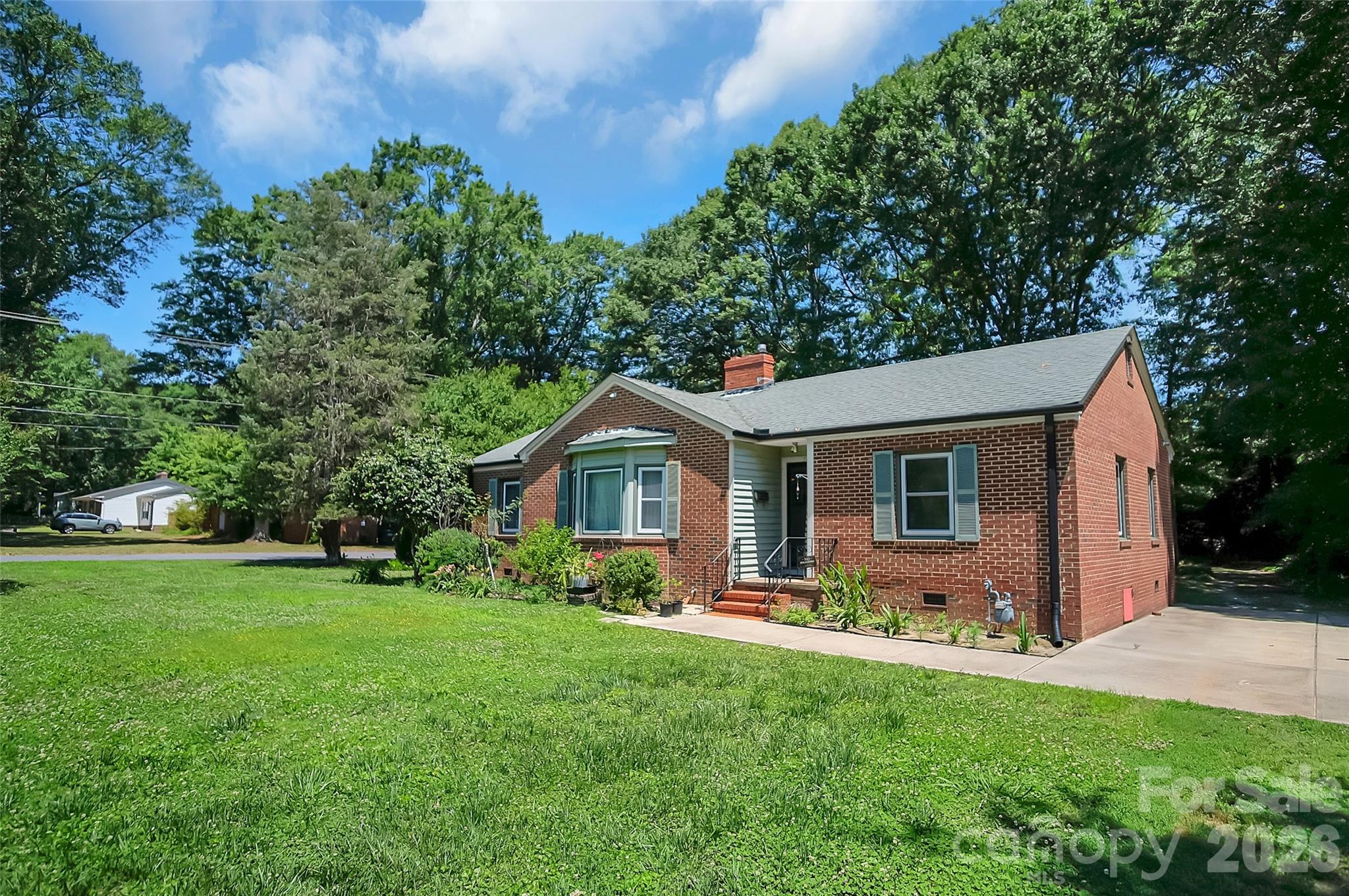 712 Home Trail — Gastonia