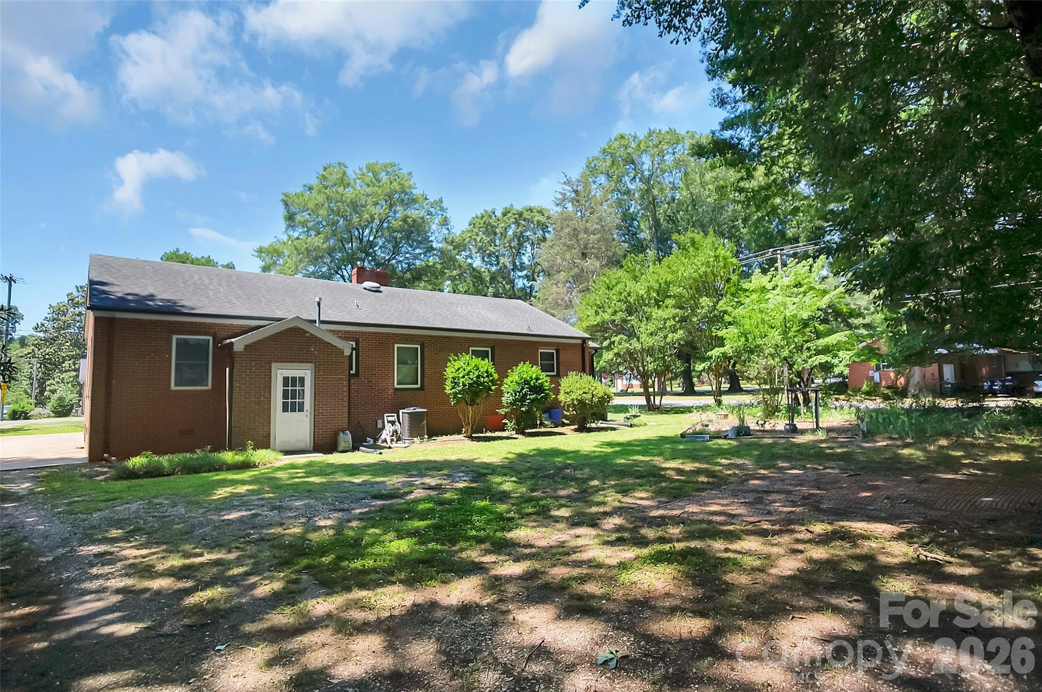 712 Home Trail — Gastonia