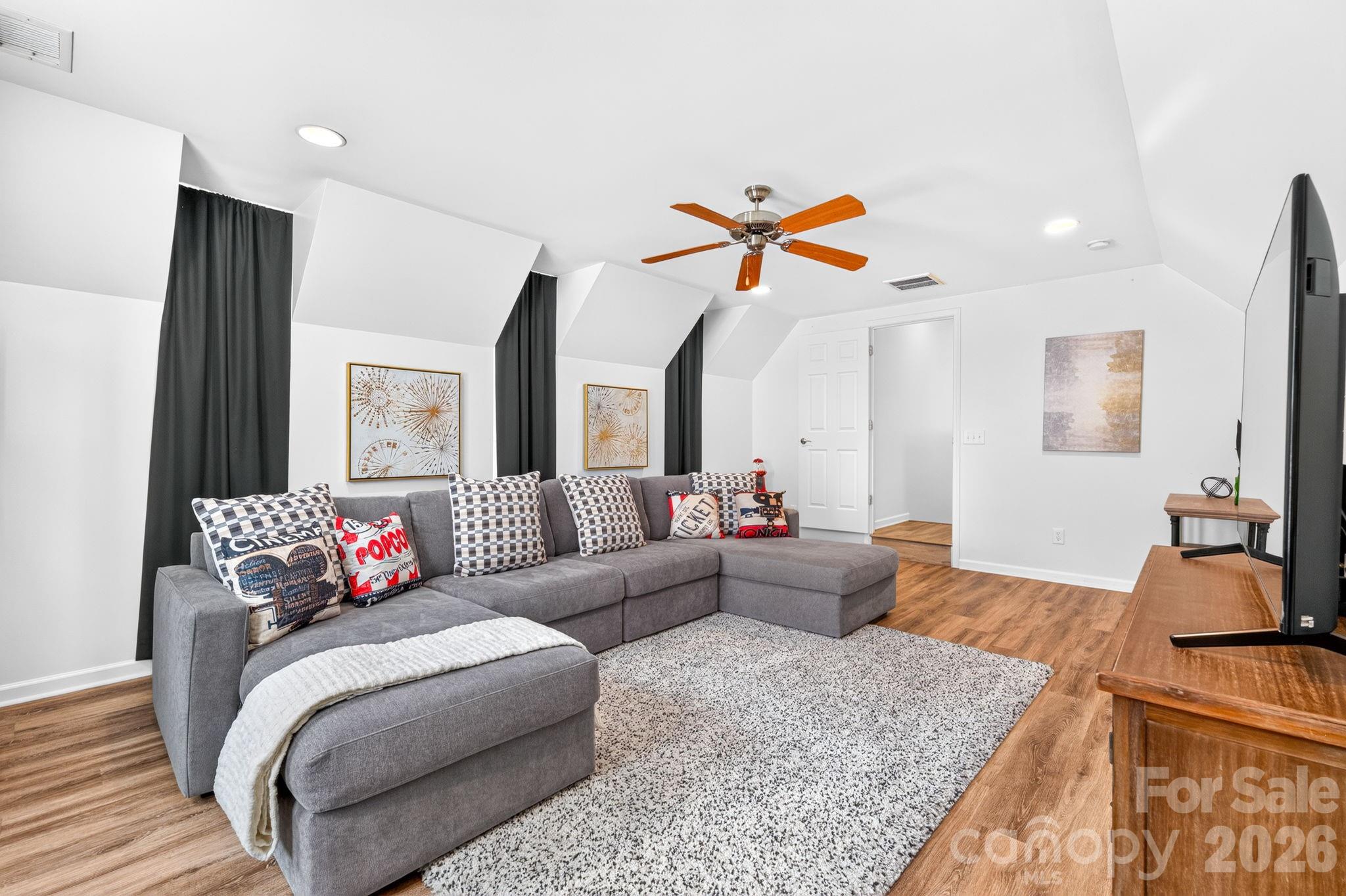 10109 Halkirk Manor Lane — Charlotte
