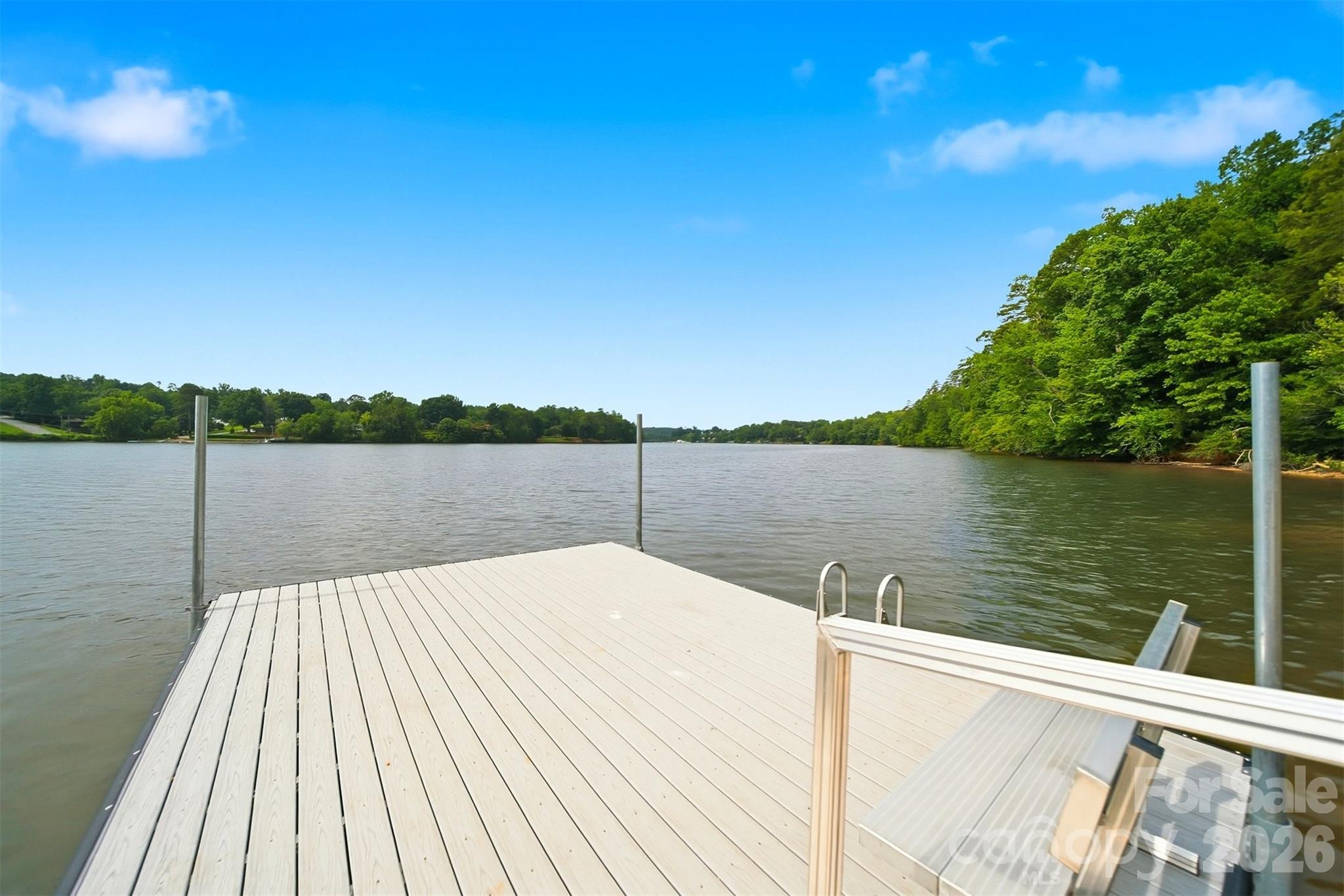 6089 Northlake Drive — Hickory