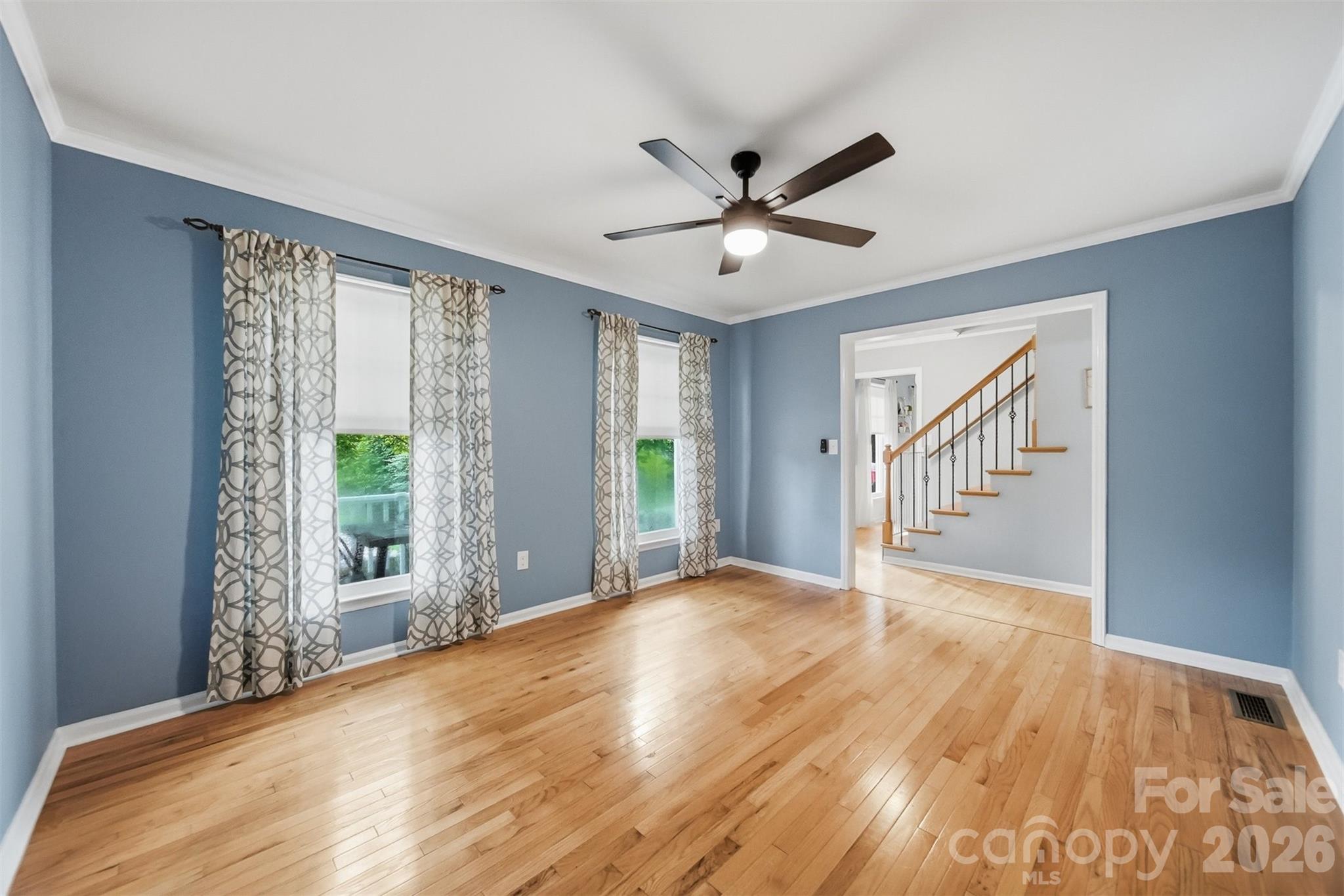 6089 Northlake Drive — Hickory
