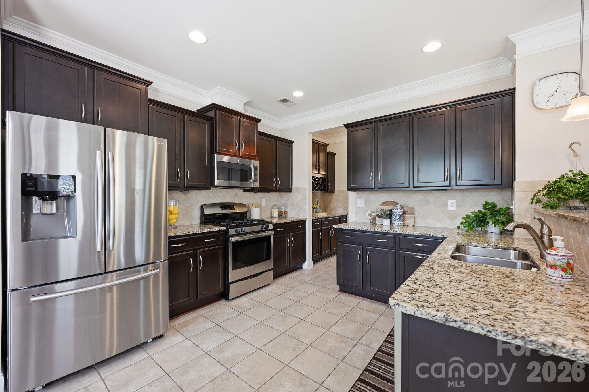 13813 Baytown Court — Huntersville