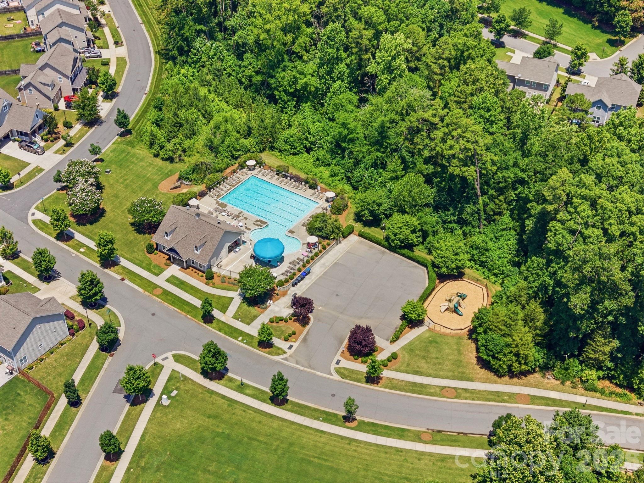 13813 Baytown Court — Huntersville