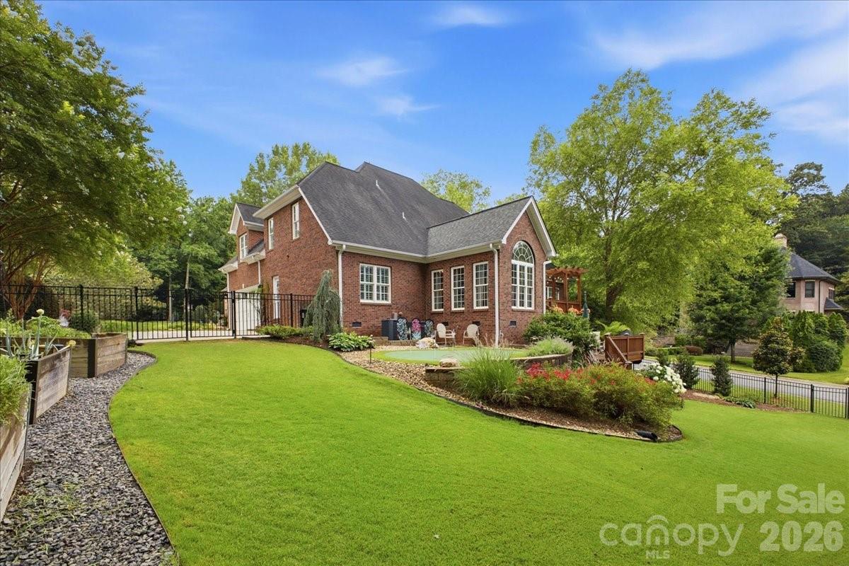 201 Commodore Court — Belmont