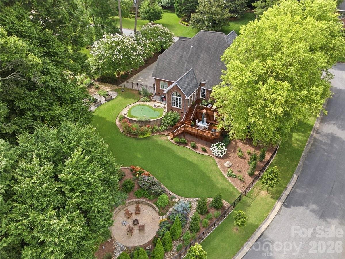 201 Commodore Court — Belmont