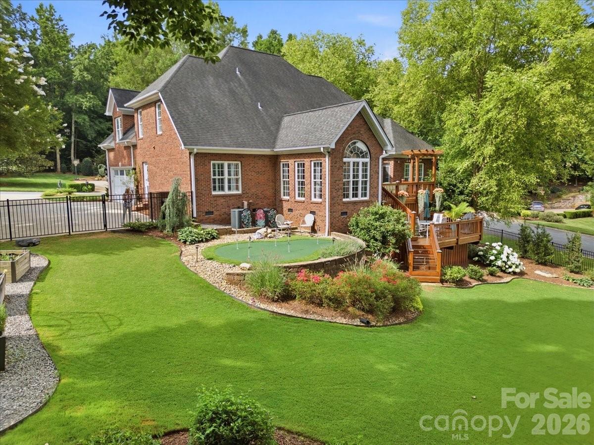 201 Commodore Court — Belmont