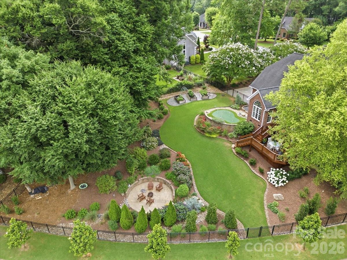 201 Commodore Court — Belmont