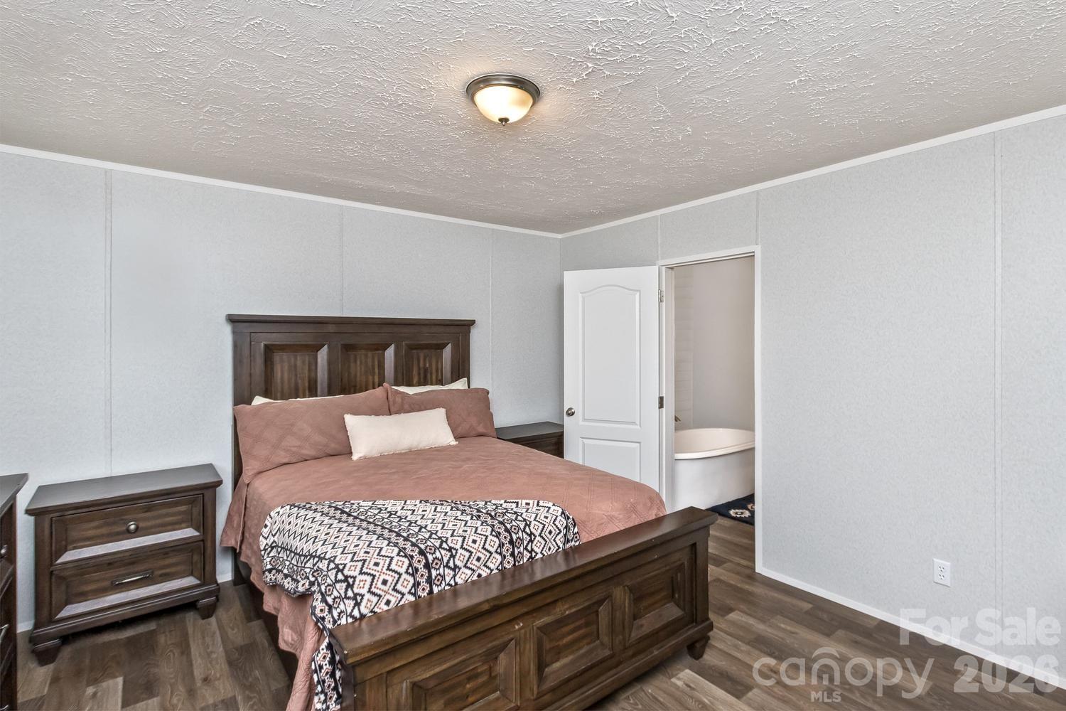 27 Spuds Lane — Weaverville