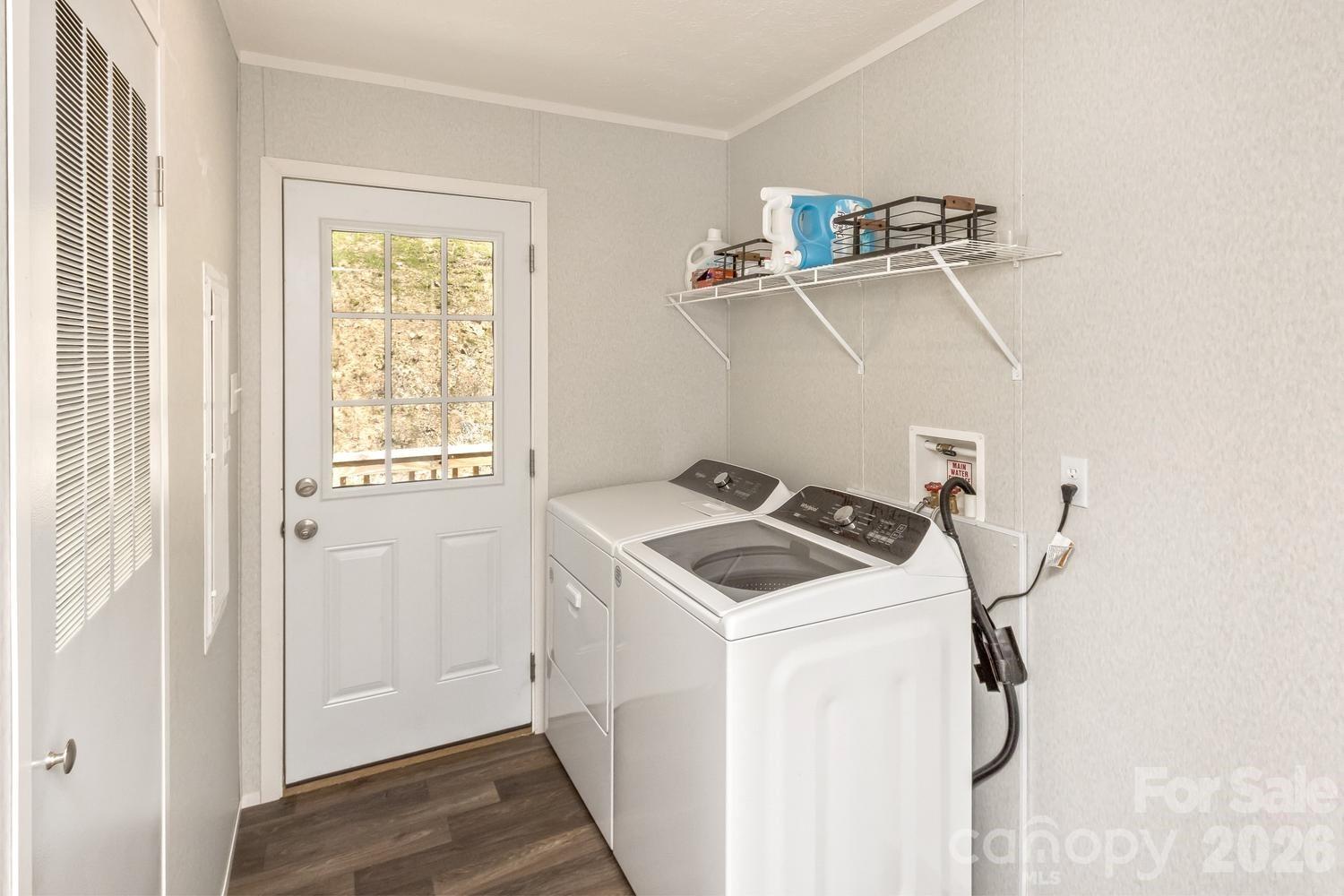 27 Spuds Lane — Weaverville