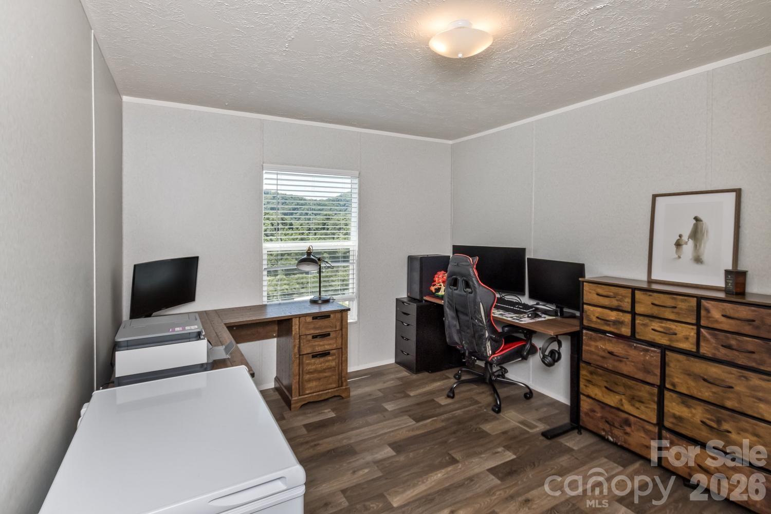 27 Spuds Lane — Weaverville
