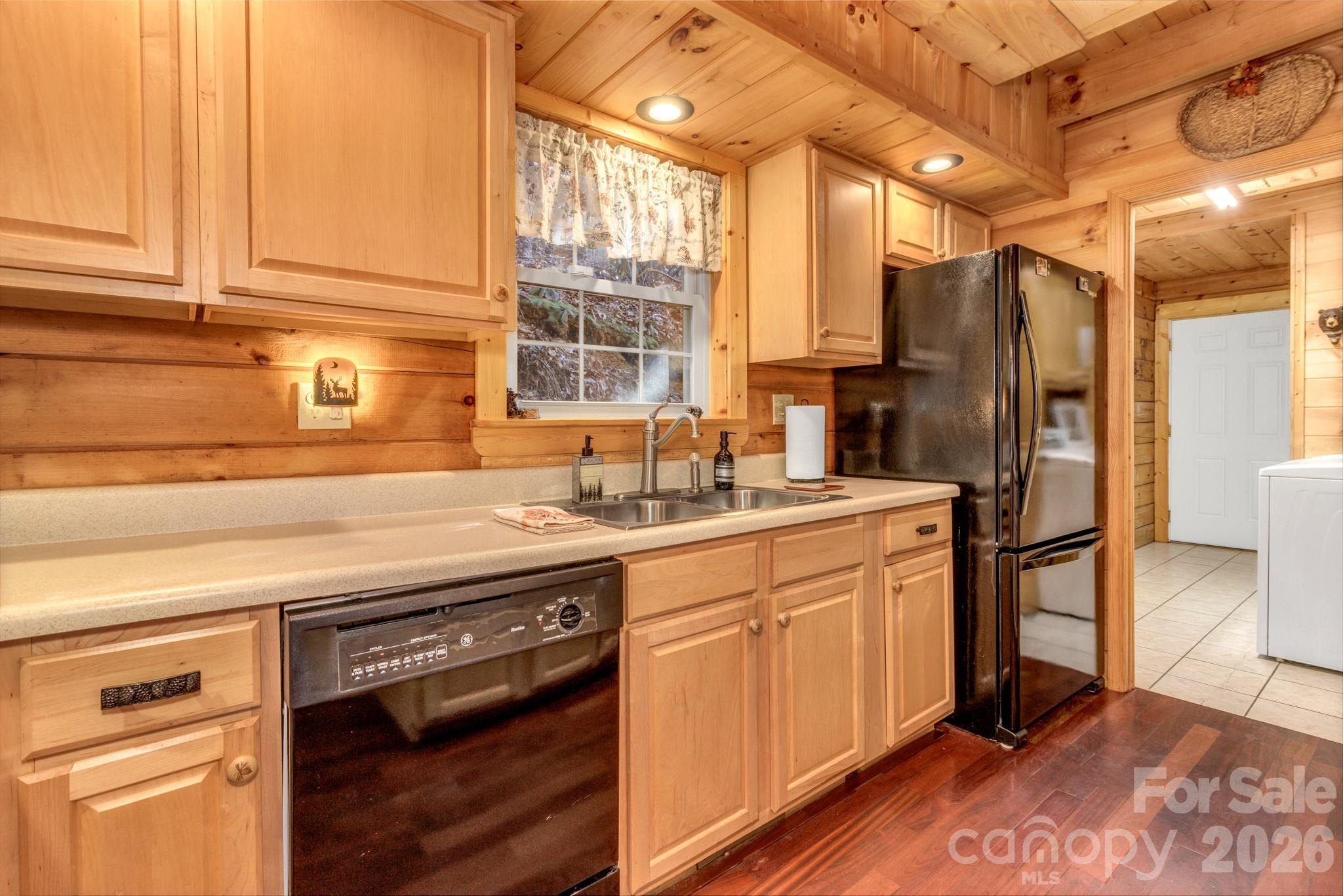 45 Ginger Lane — Waynesville
