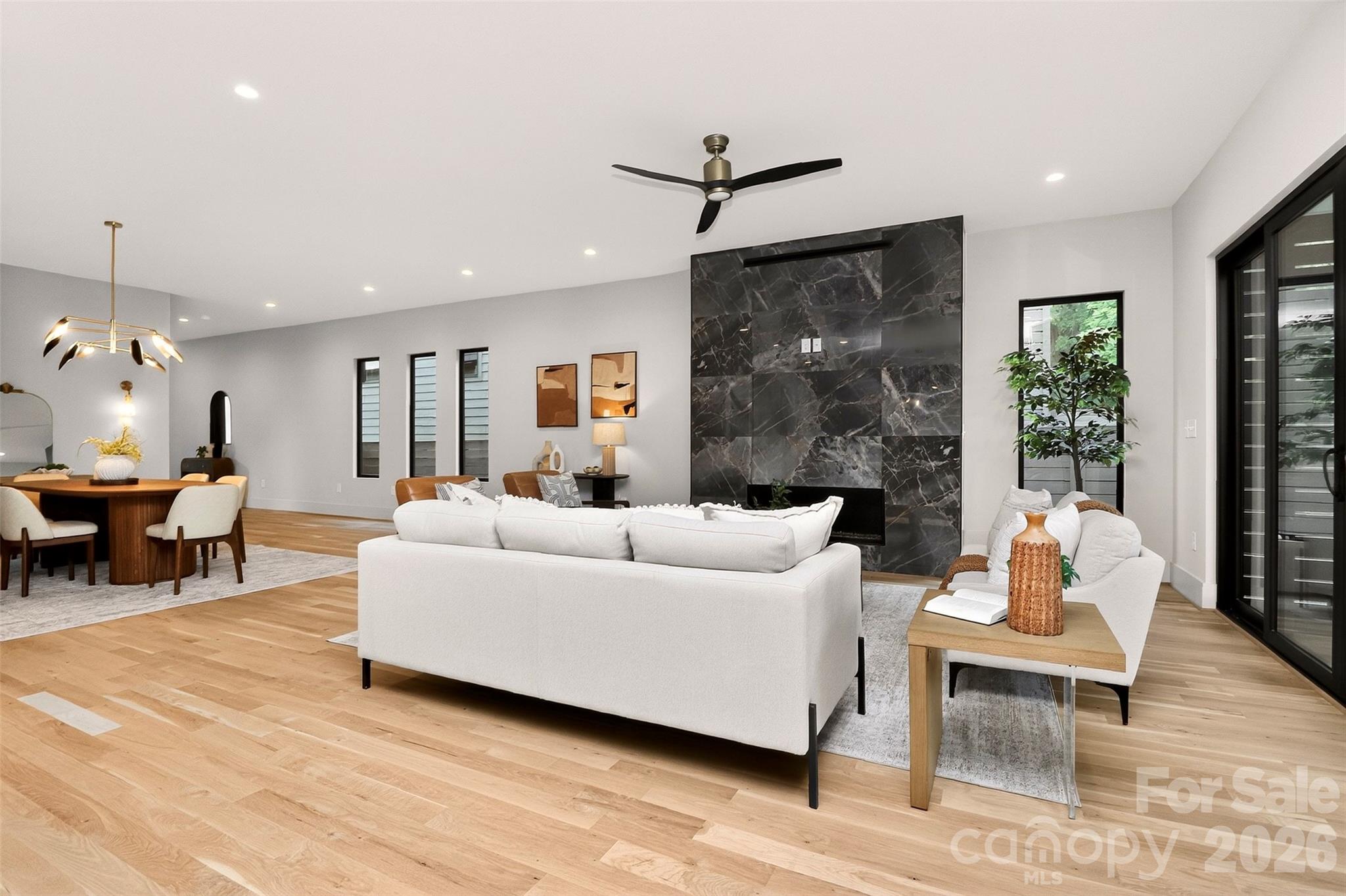 1304 N Caldwell Street — Charlotte