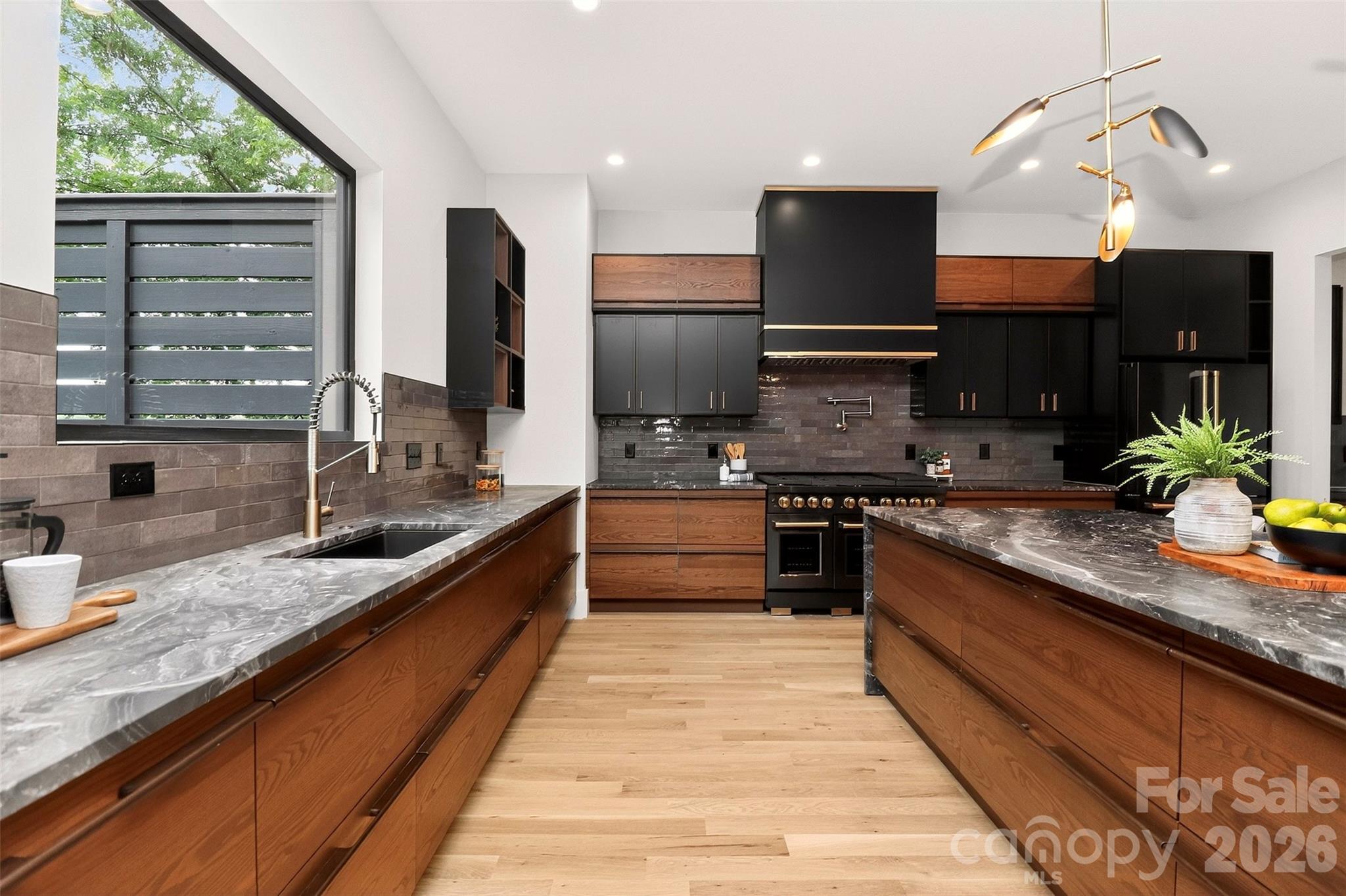 1304 N Caldwell Street — Charlotte
