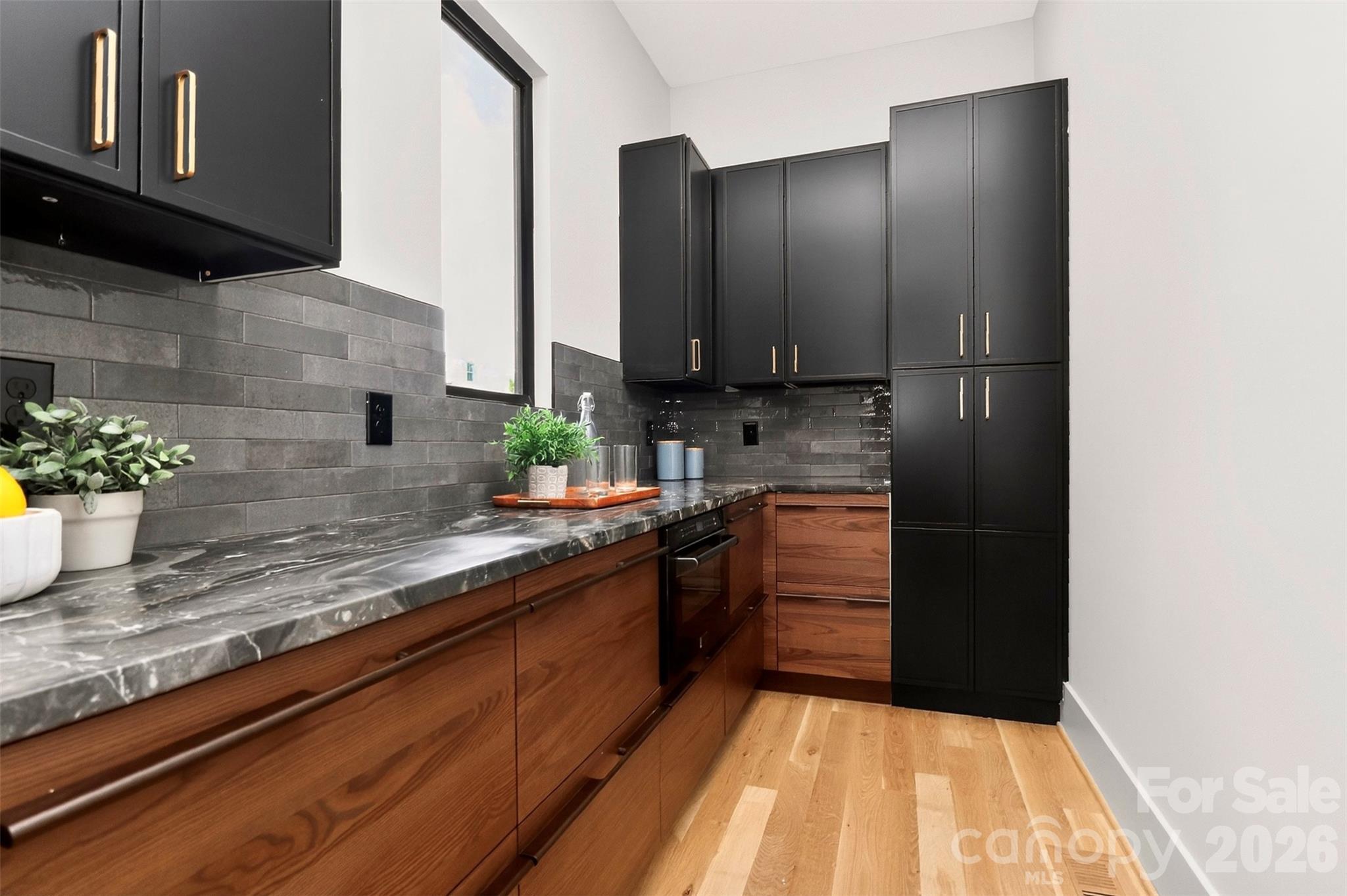 1304 N Caldwell Street — Charlotte