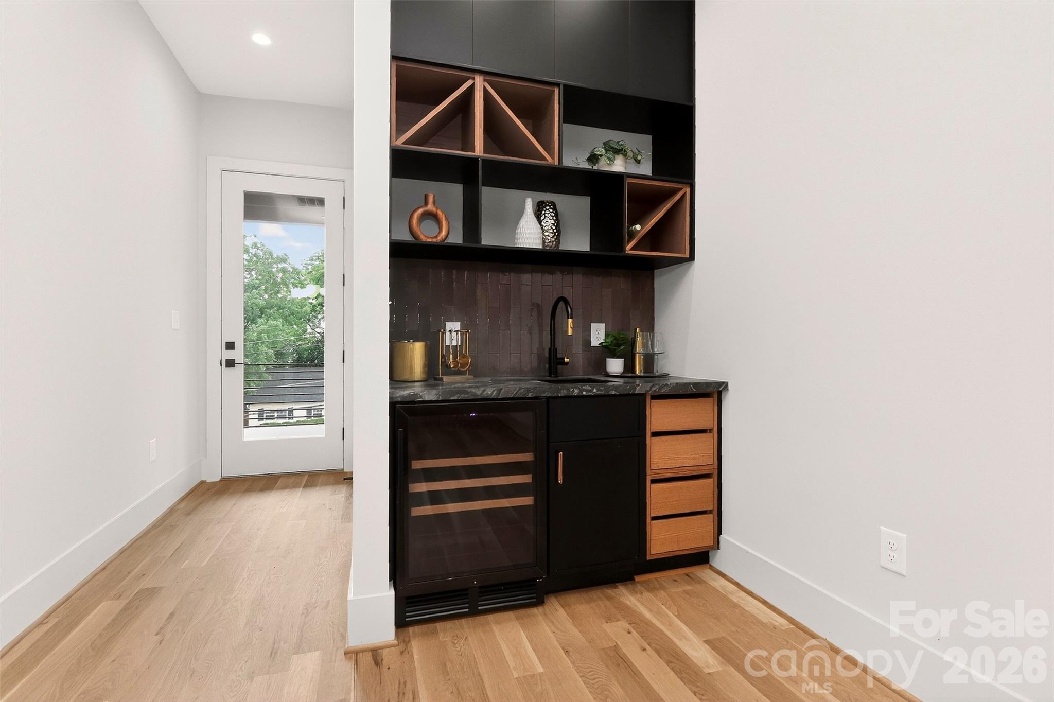 1304 N Caldwell Street — Charlotte