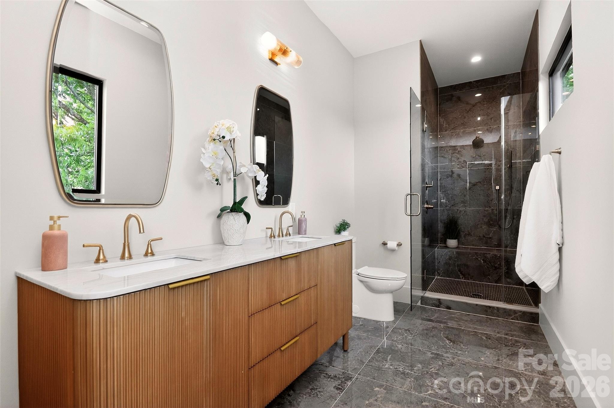 1304 N Caldwell Street — Charlotte