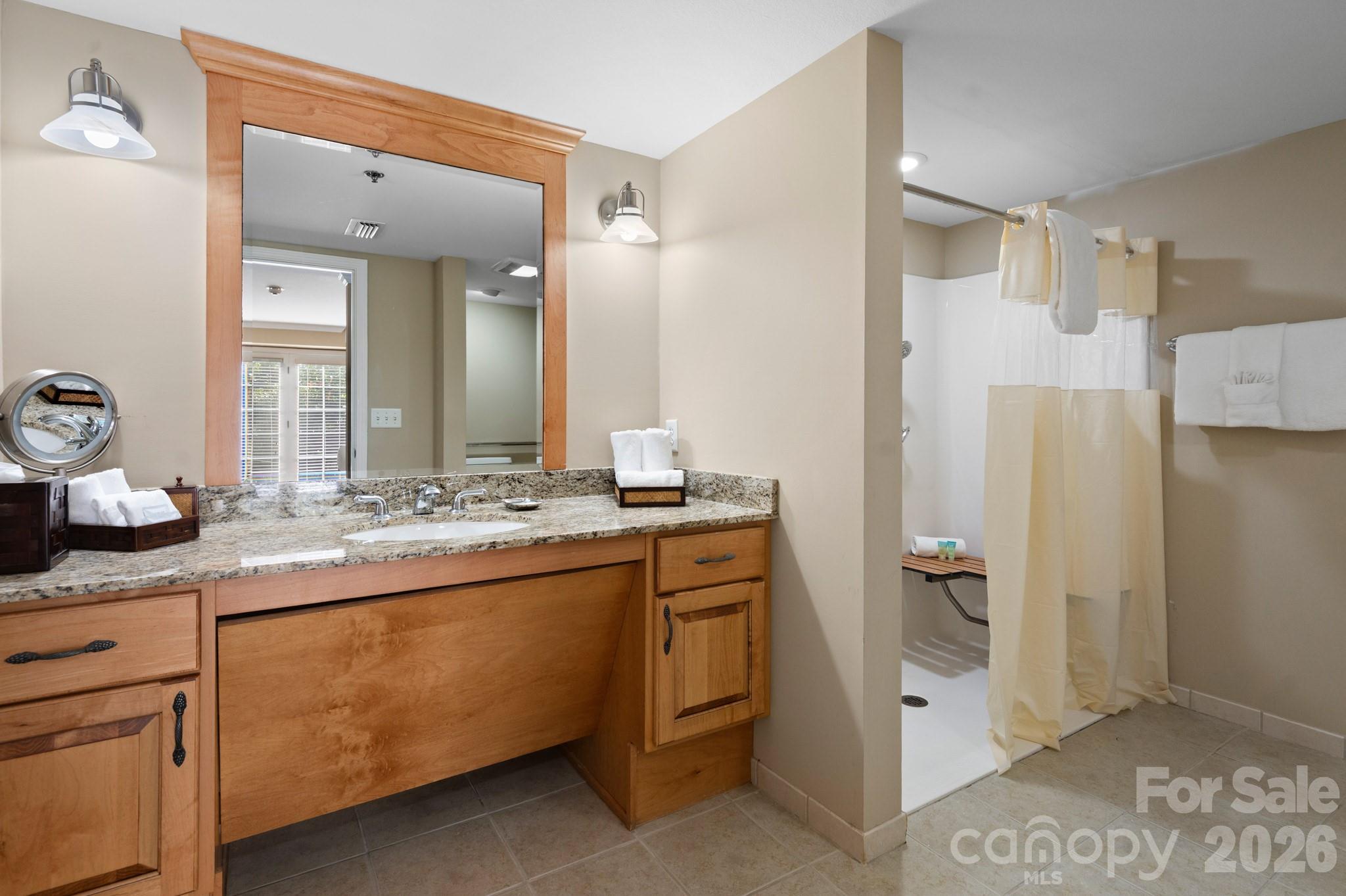 203 Bowling Park Road — Asheville