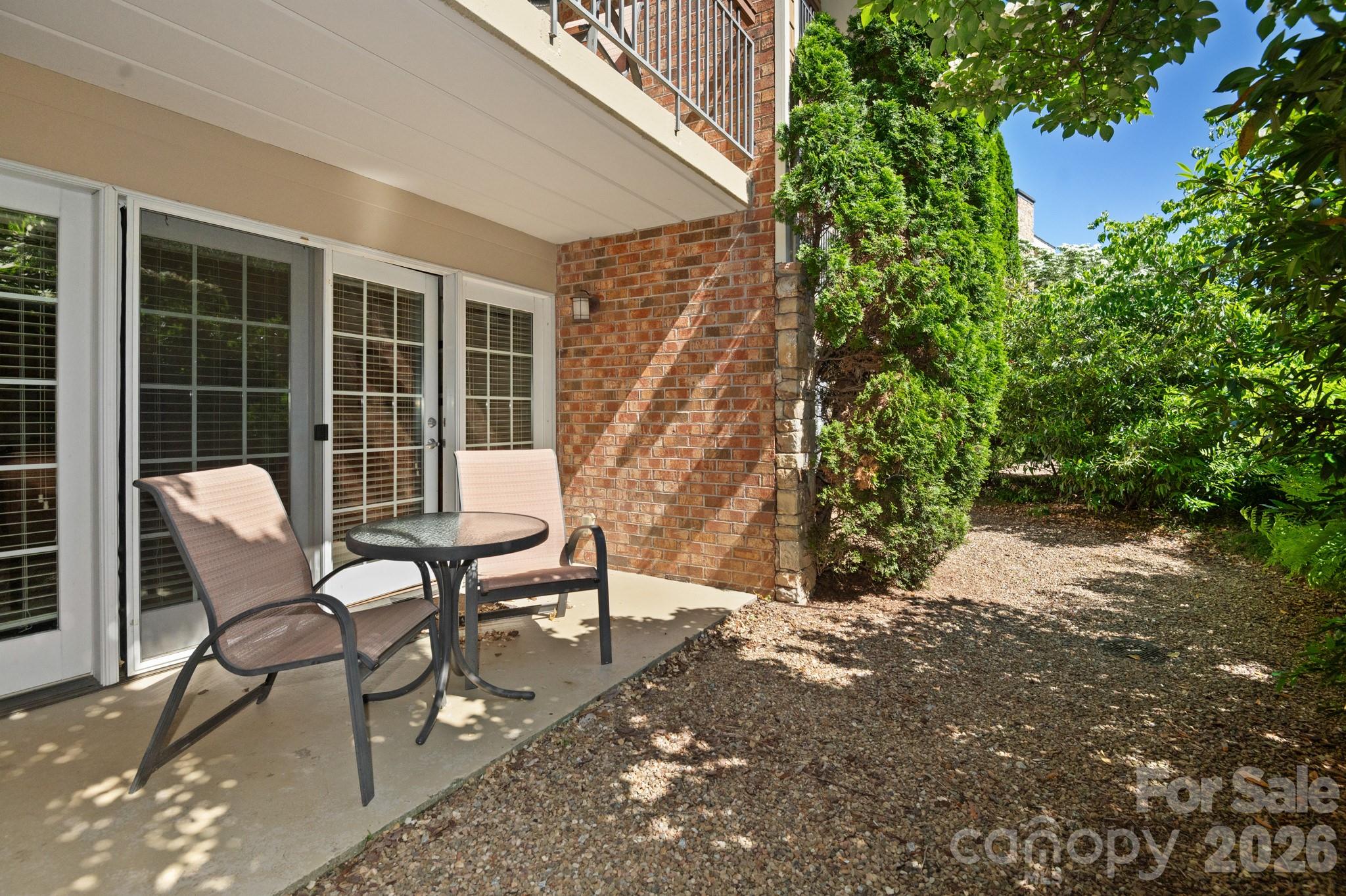 203 Bowling Park Road — Asheville