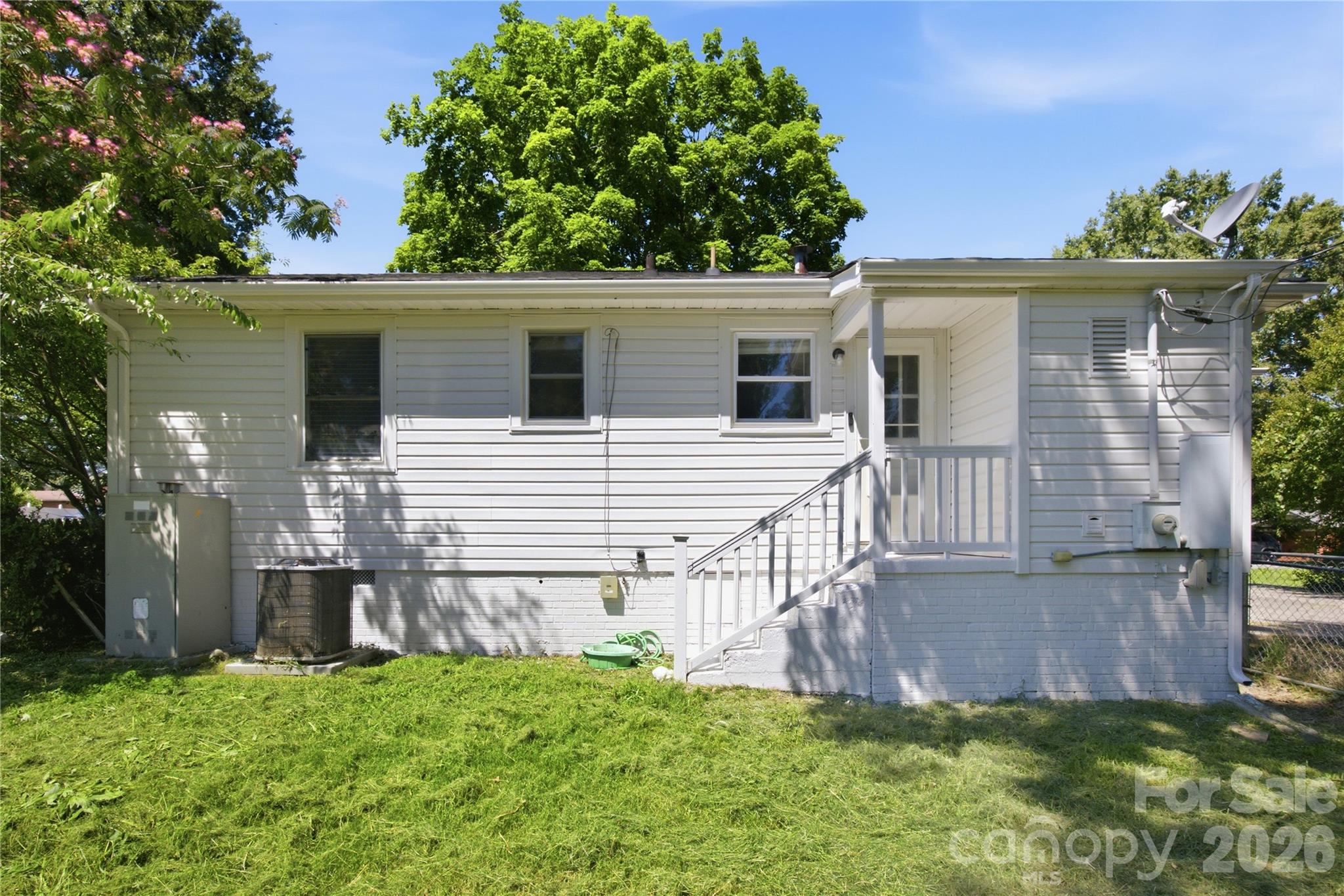 302 Houser Street — Cherryville