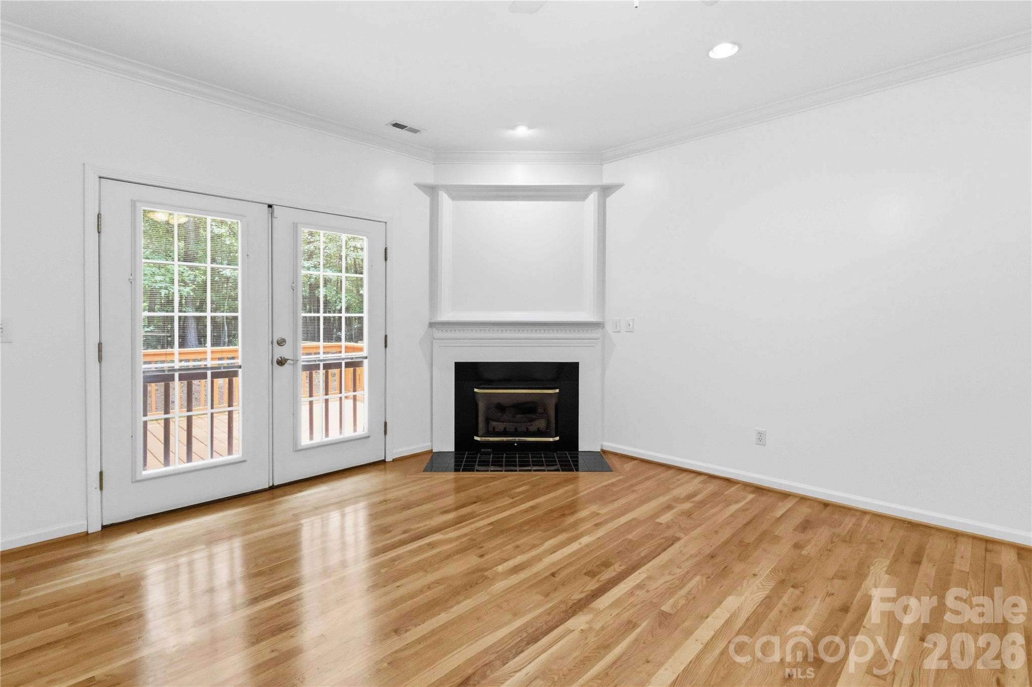 1603 Hunters Place Road — York