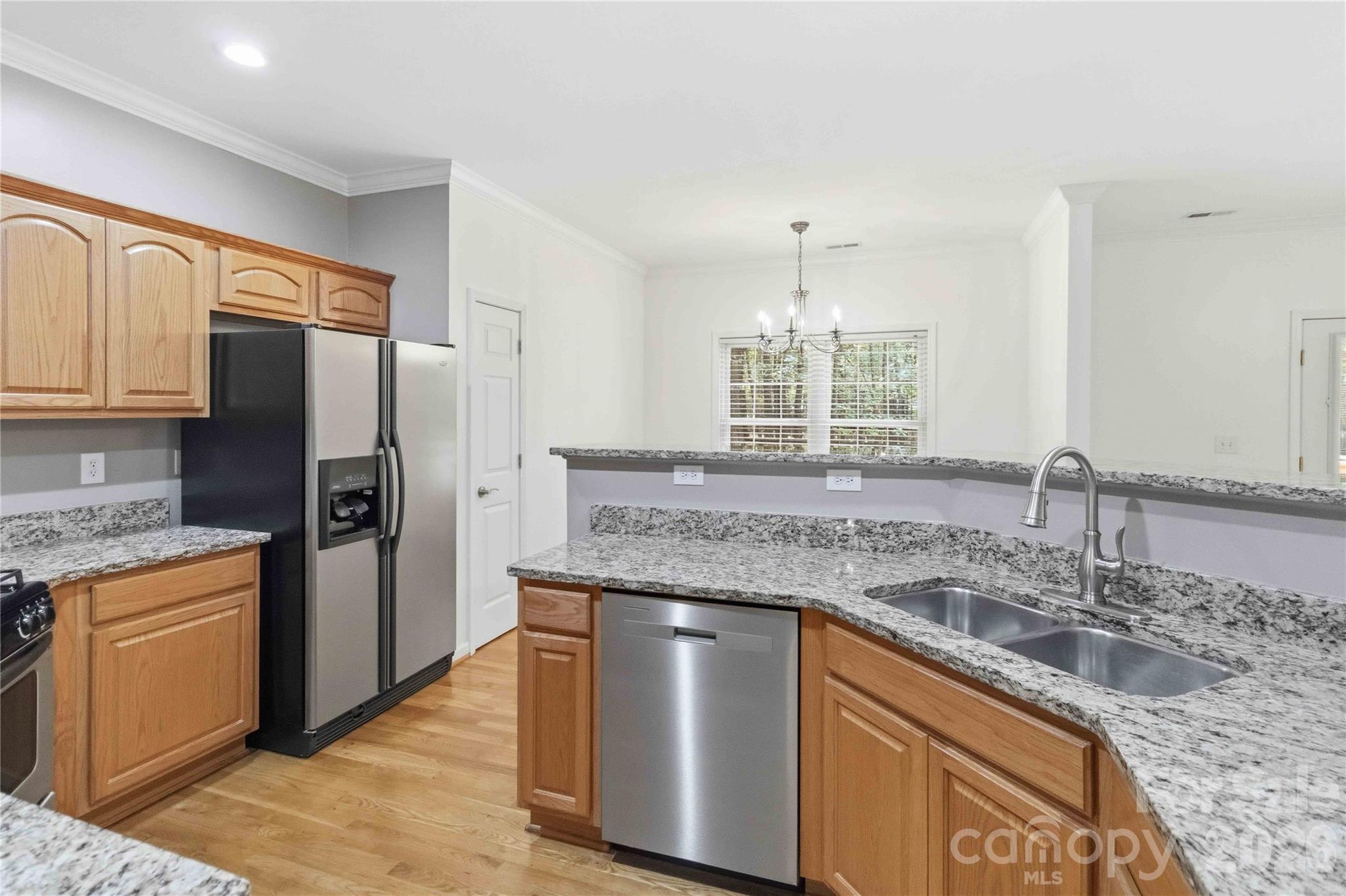 1603 Hunters Place Road — York