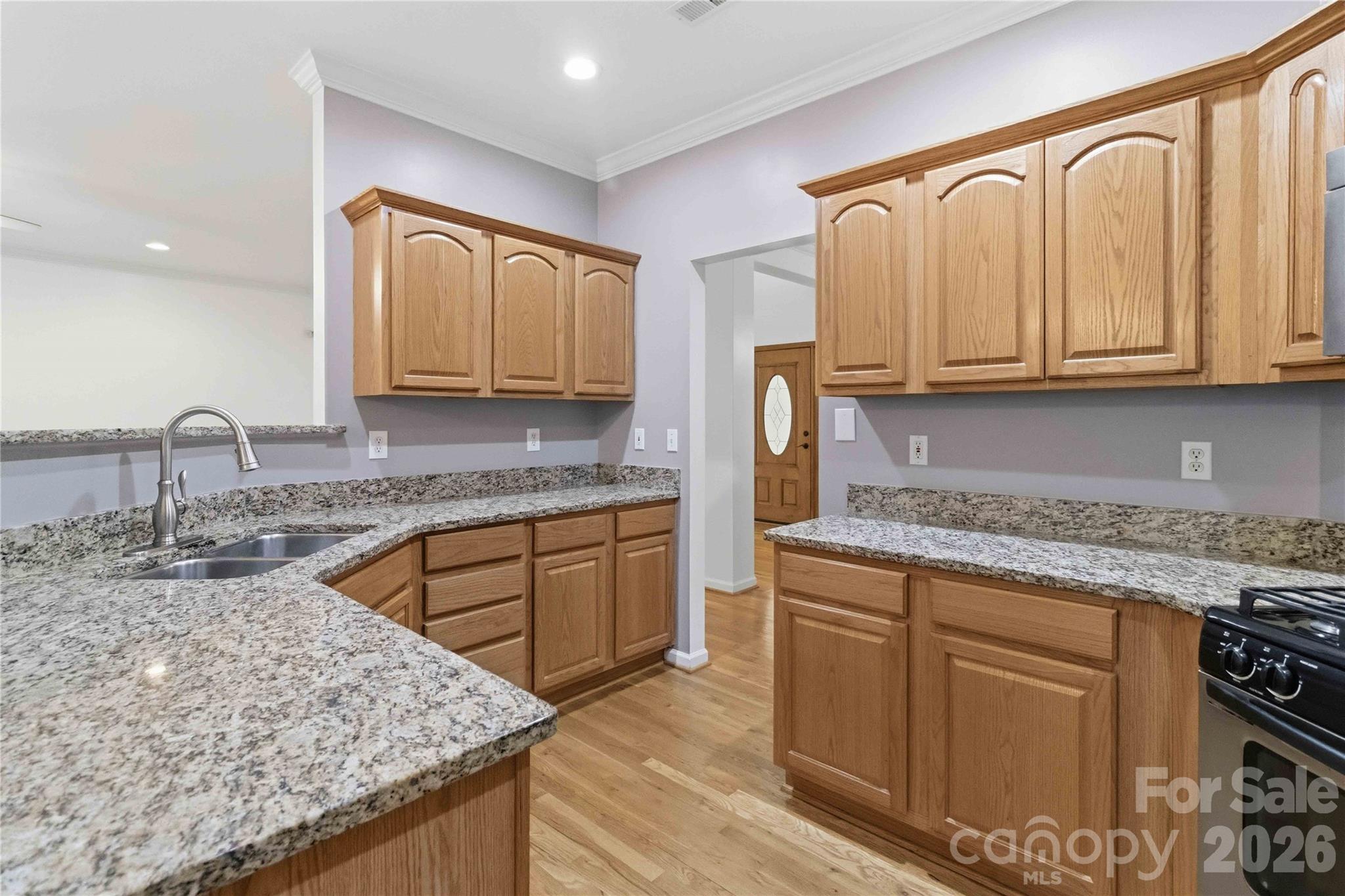 1603 Hunters Place Road — York