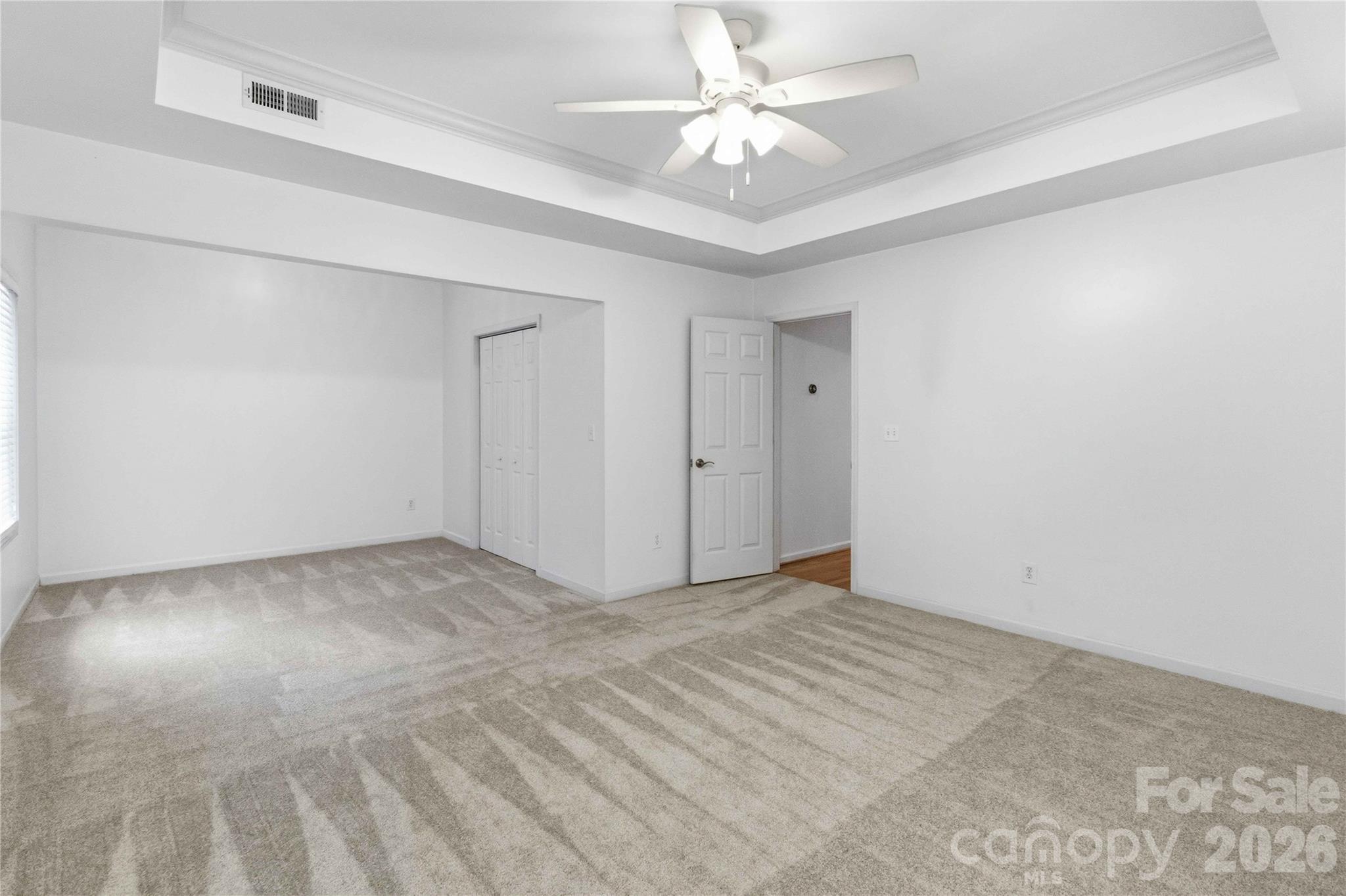 1603 Hunters Place Road — York