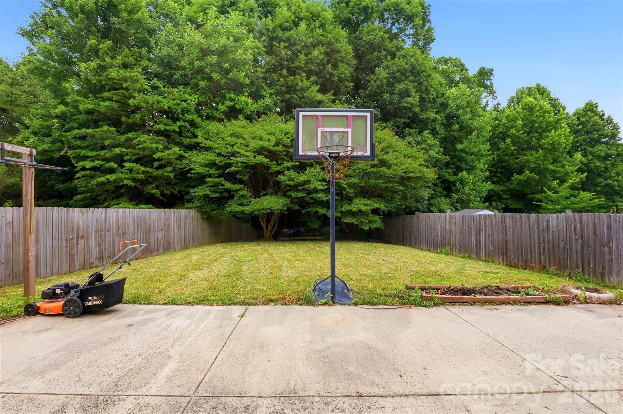 14021 Pinyon Pine Lane — Charlotte