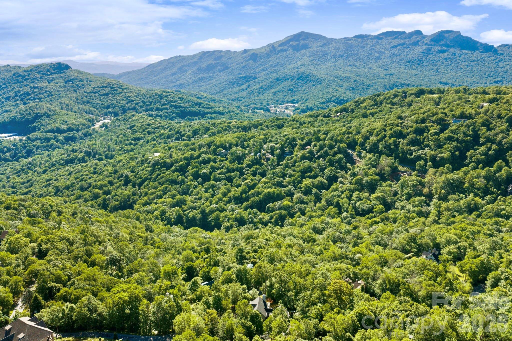 569 Shelter Rock Circle — Sugar Mountain