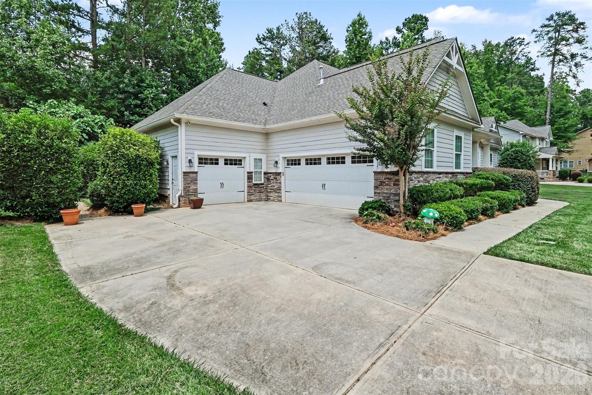 14943 Bagley Lane — Charlotte