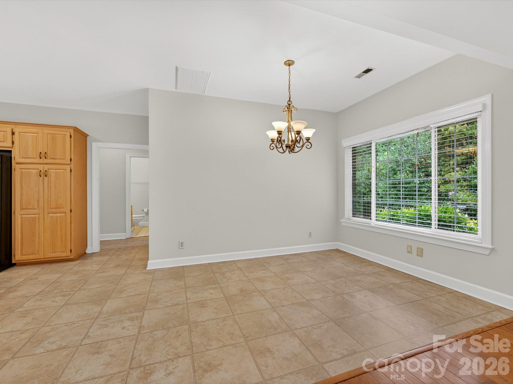 1318 Fawn Ridge Road NW — Concord
